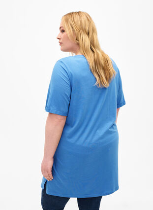 Effen kleur oversized v-hals t-shirt, Marina, Model image number 1