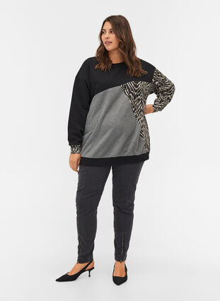 Sweatshirt met print details, Black Grey Zebra, Model image number 2
