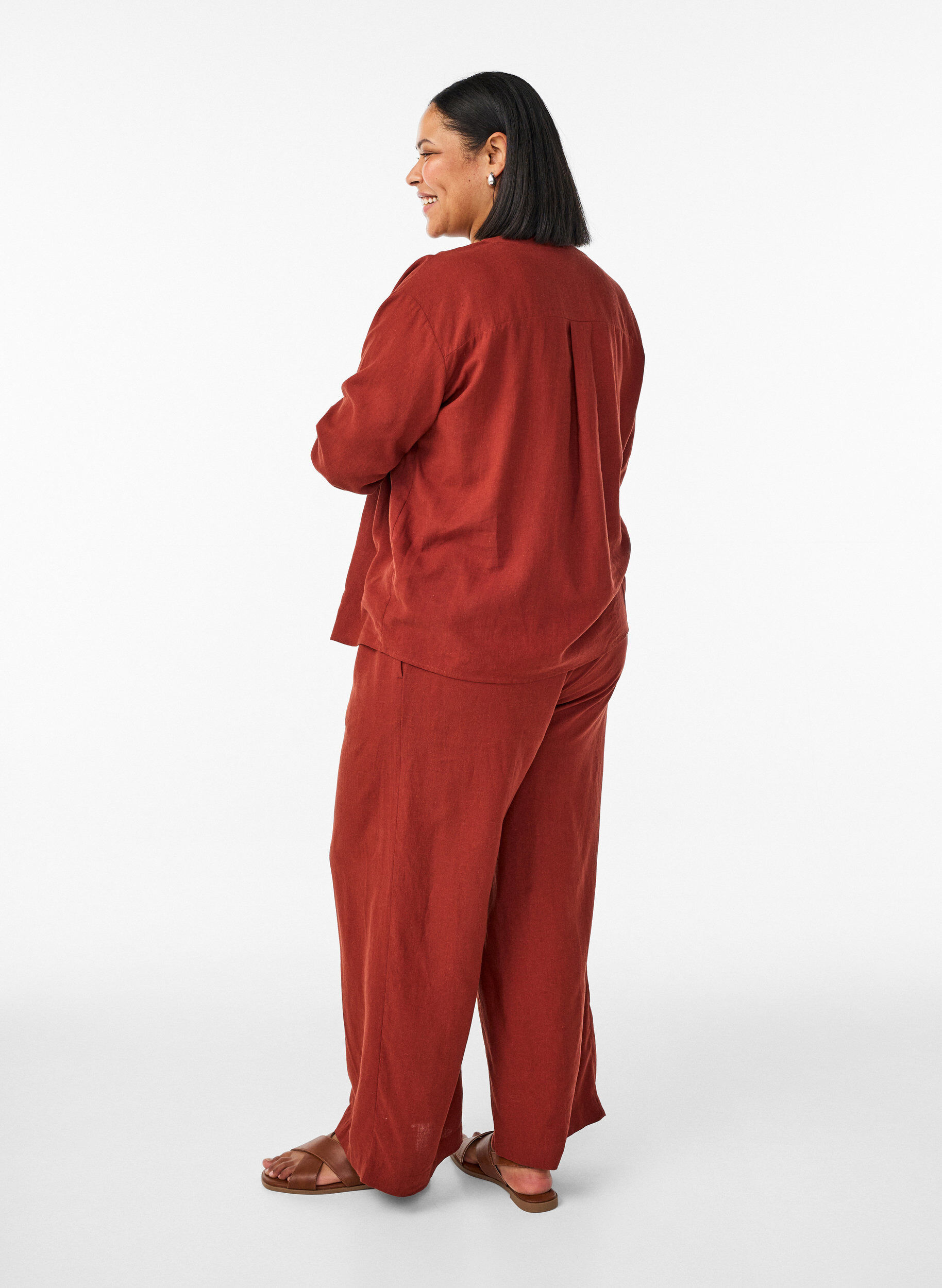 ZizziPantalon large en lin et viscose, Bordeaux, Model image number 1