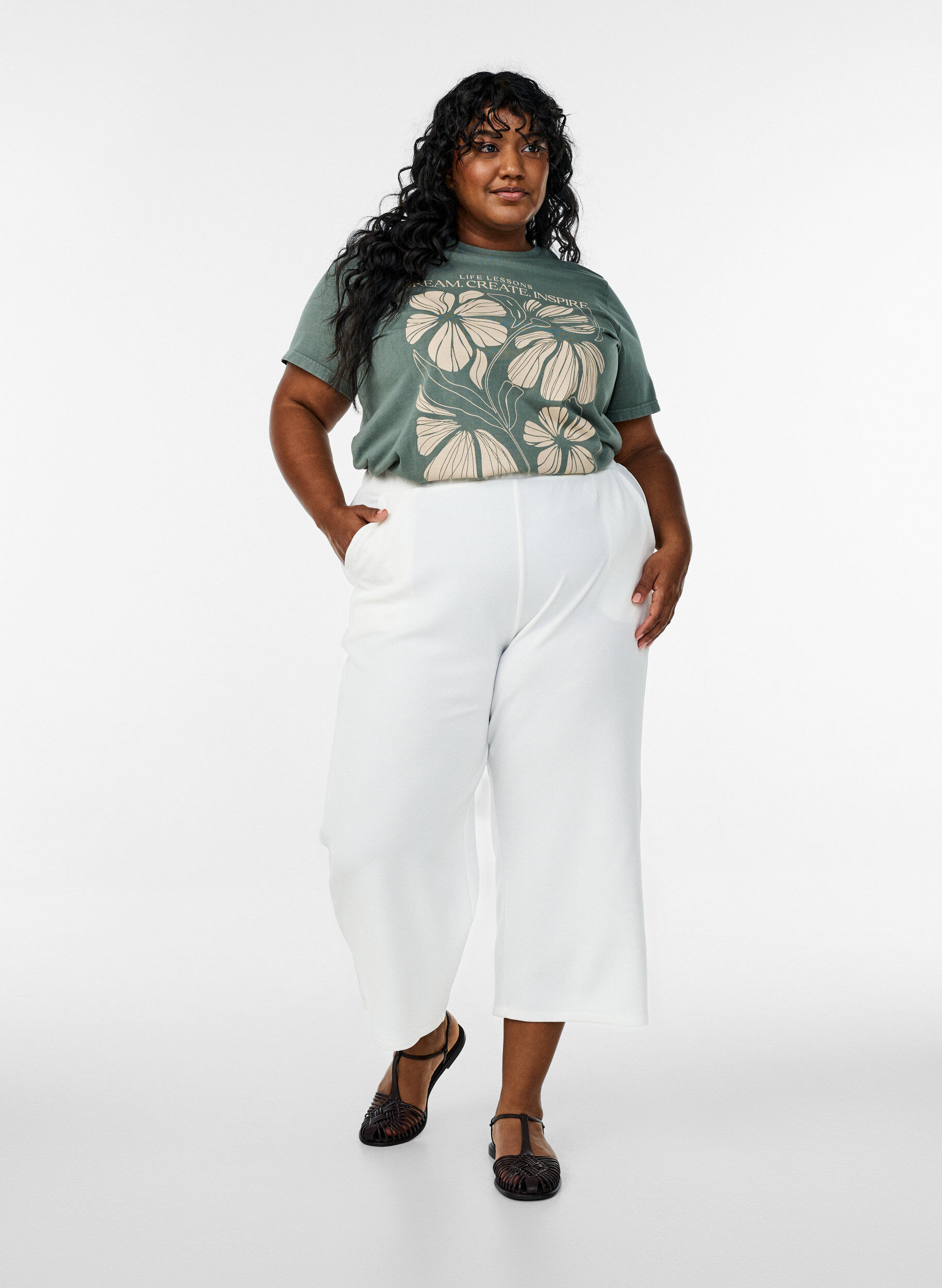 ZizziT-shirt met tekst en bloemenprint van biologisch katoen, Groen, Model image number 1