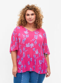 Gebloemde geplooide blouse, Beetroot Purple AOP, Model