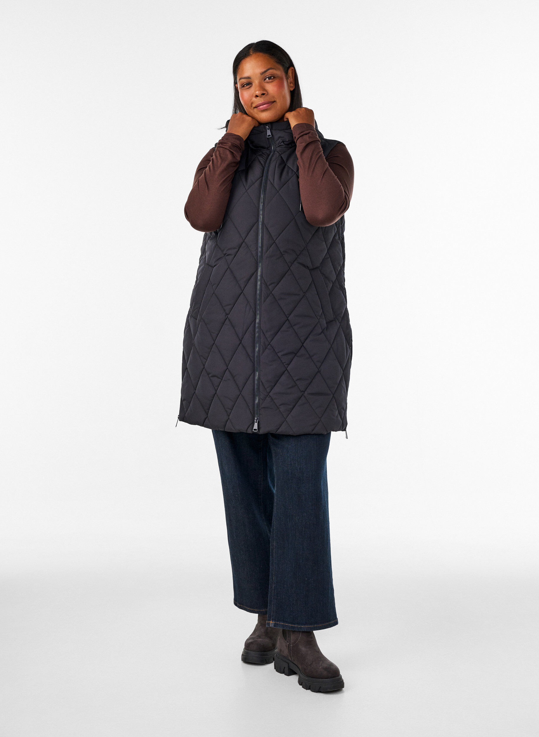 ZizziHalflang gewatteerd gilet met capuchon, Zwart, Model image number 1