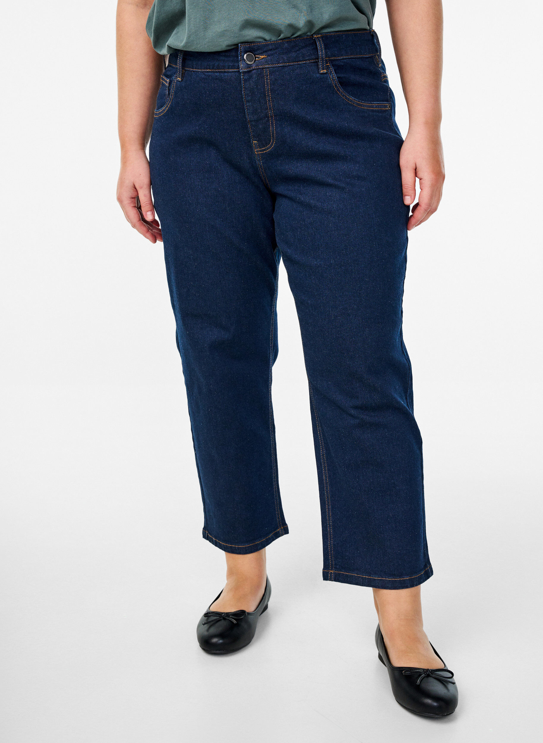 ZizziGecropte Vera jeans met een straight-fit, Blauw, Model image number 2