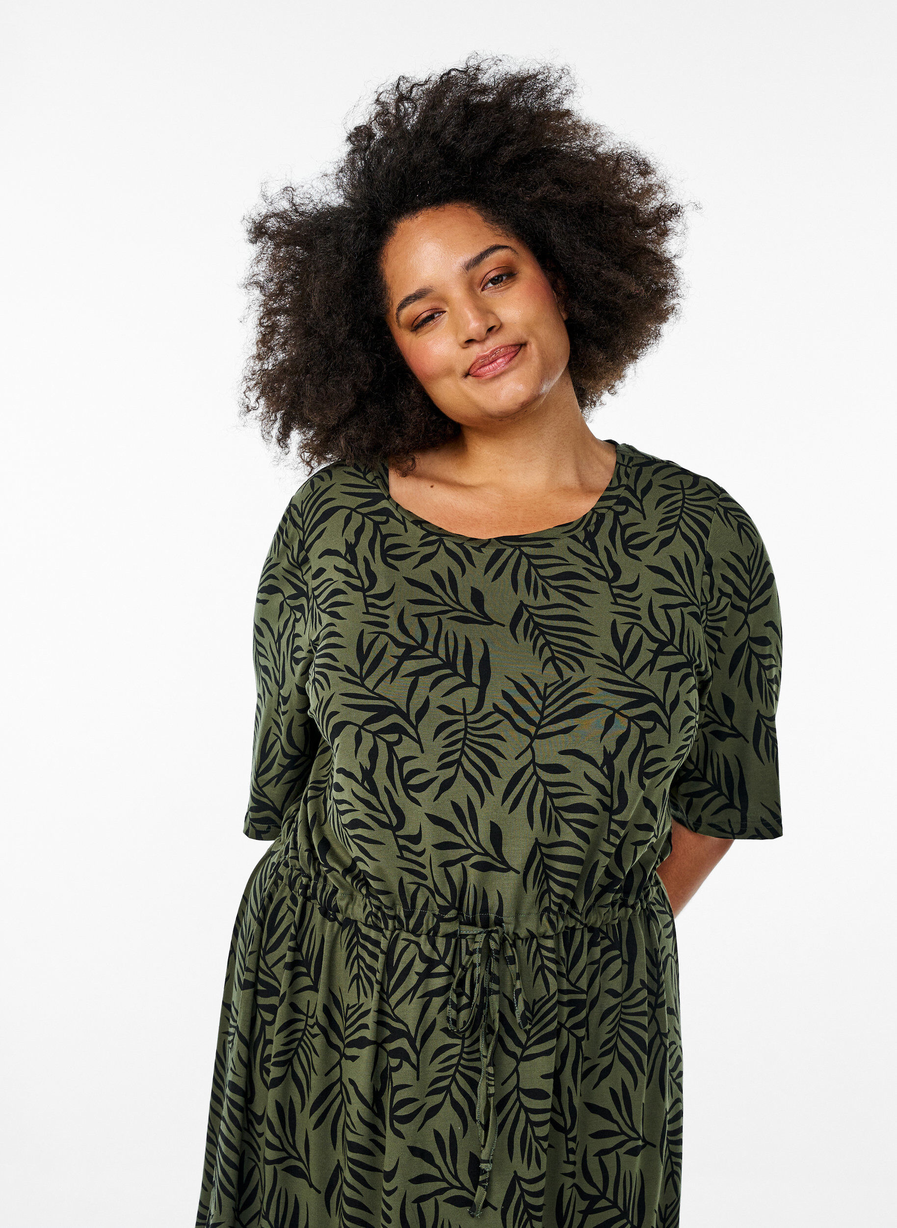 ZizziJersey midi jurk met strikriem in de taille, Groen, Model image number 2