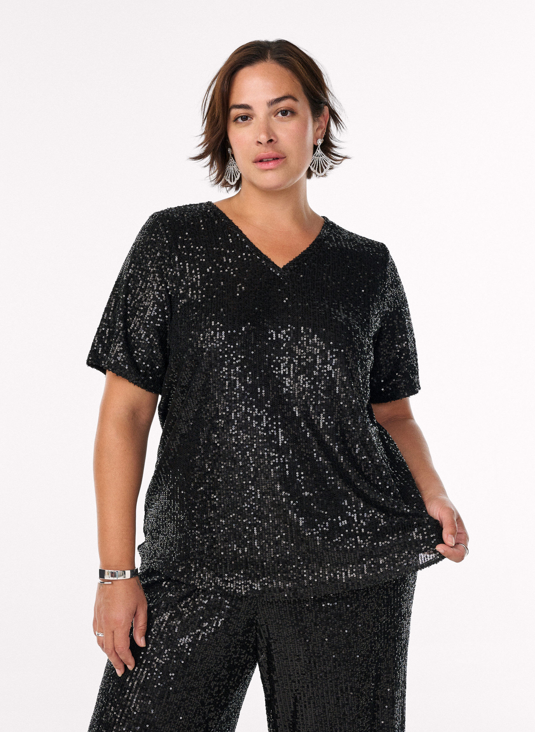 Blouse &agrave; paillettes avec col en V et manches courtes, Noir, Model