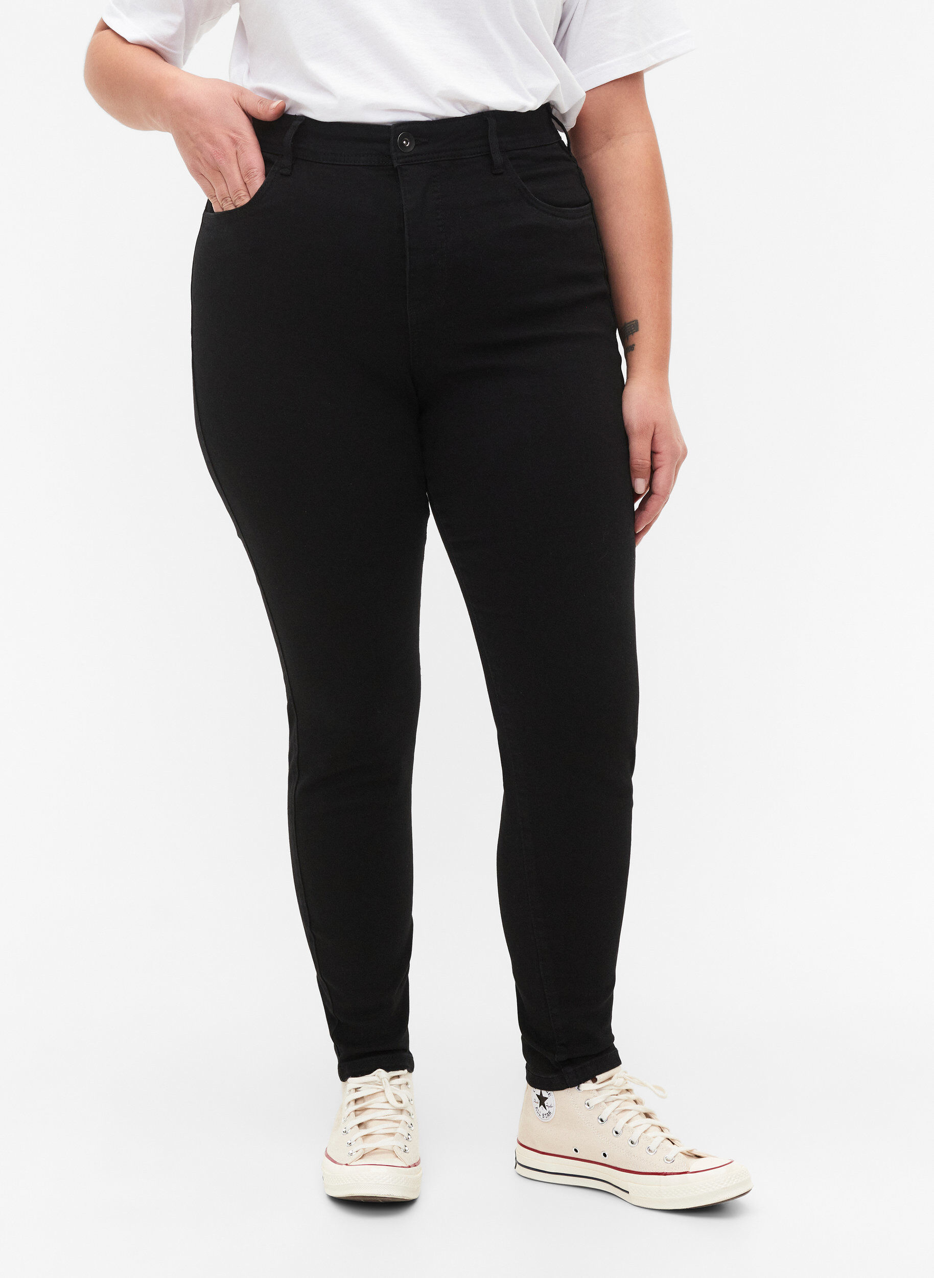 ZizziJeans met super slanke pasvorm, Zwart, Model image number 3