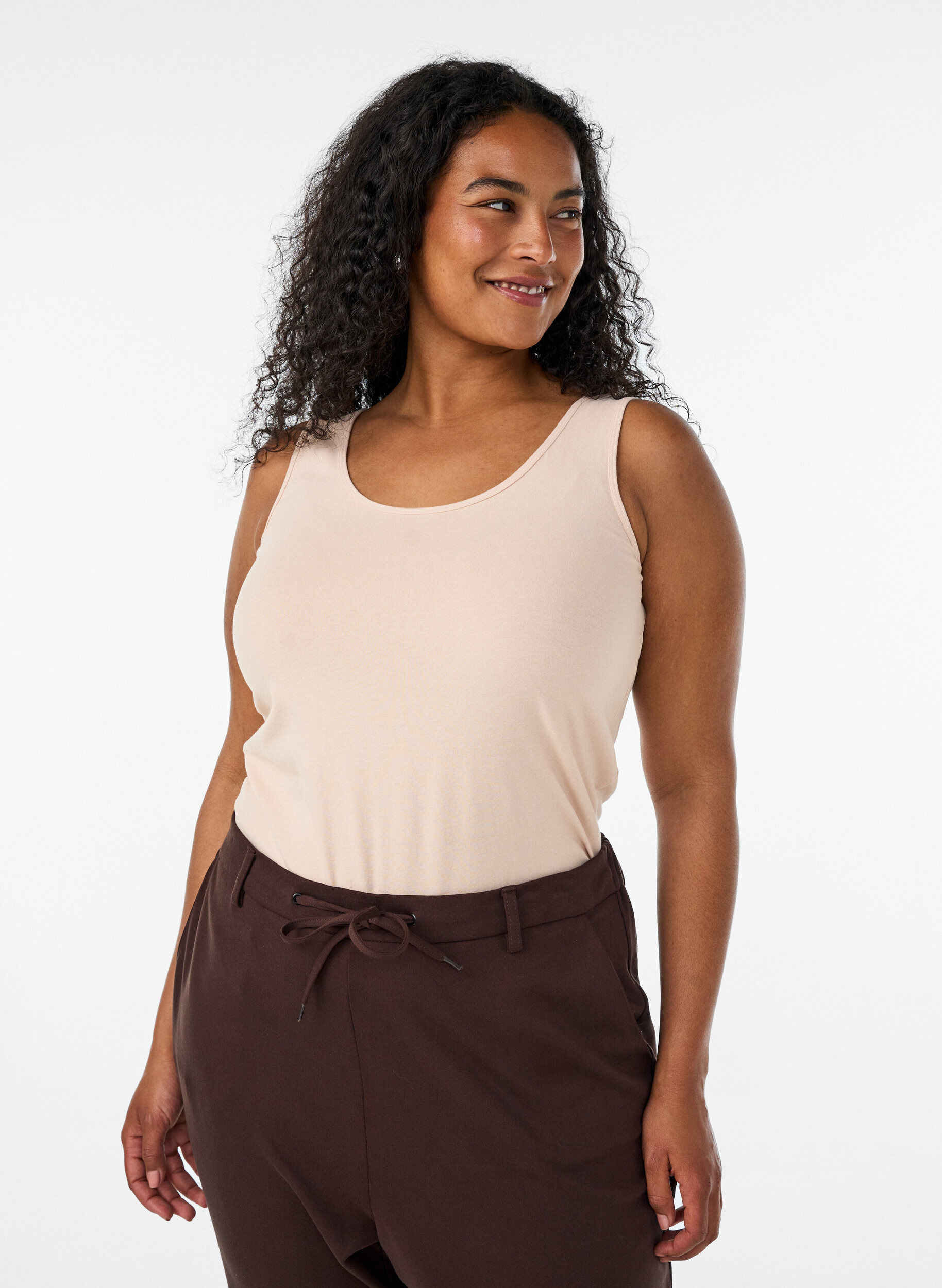 ZizziEffen basic top in katoen, Beige, Model image number 0