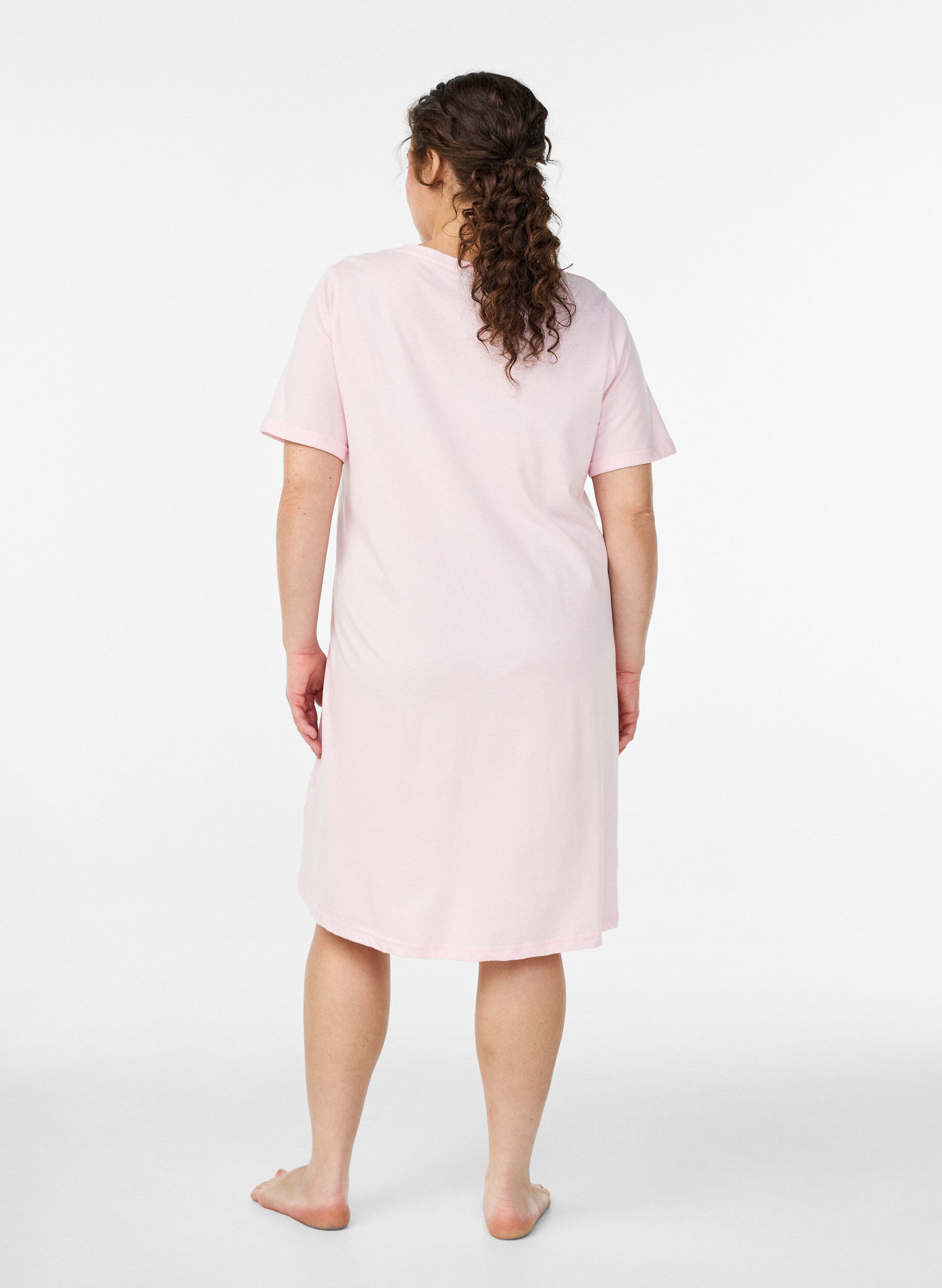 ZizziChemise de nuit &agrave; manches courtes en coton biologique, Rose, Model image number 1