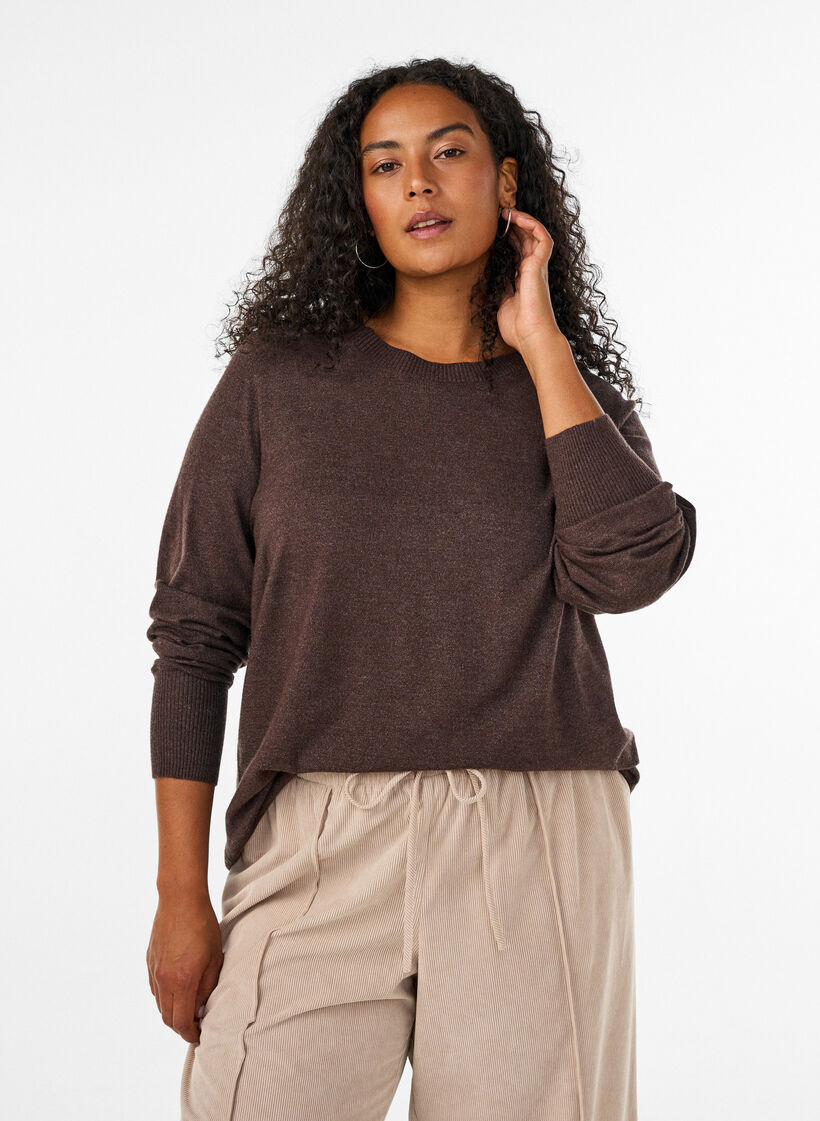 Blouse en maille avec un col rond, Marron, Model image number 0