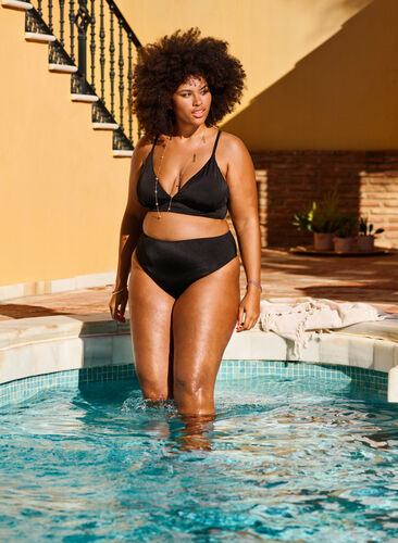 Bas de bikini de couleur unie avec taille régulière, Black, Image image number 0