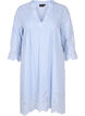 Robe en coton avec rayures et broderie anglaise, Blue Stripe, Packshot image number 0