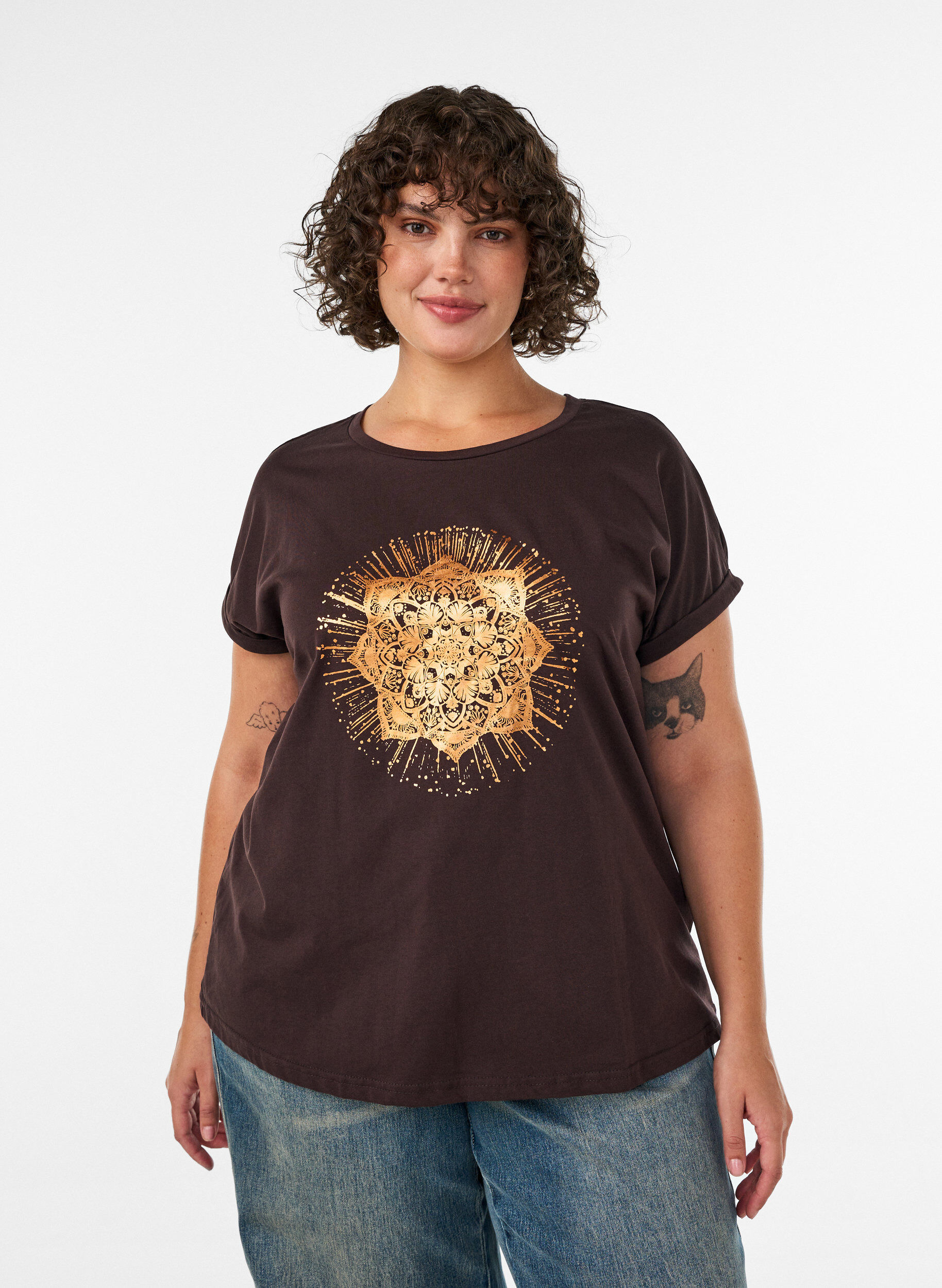 ZizziT-shirt avec imprim&eacute; d&eacute;coratif sur le devant, Marron, Model image number 0