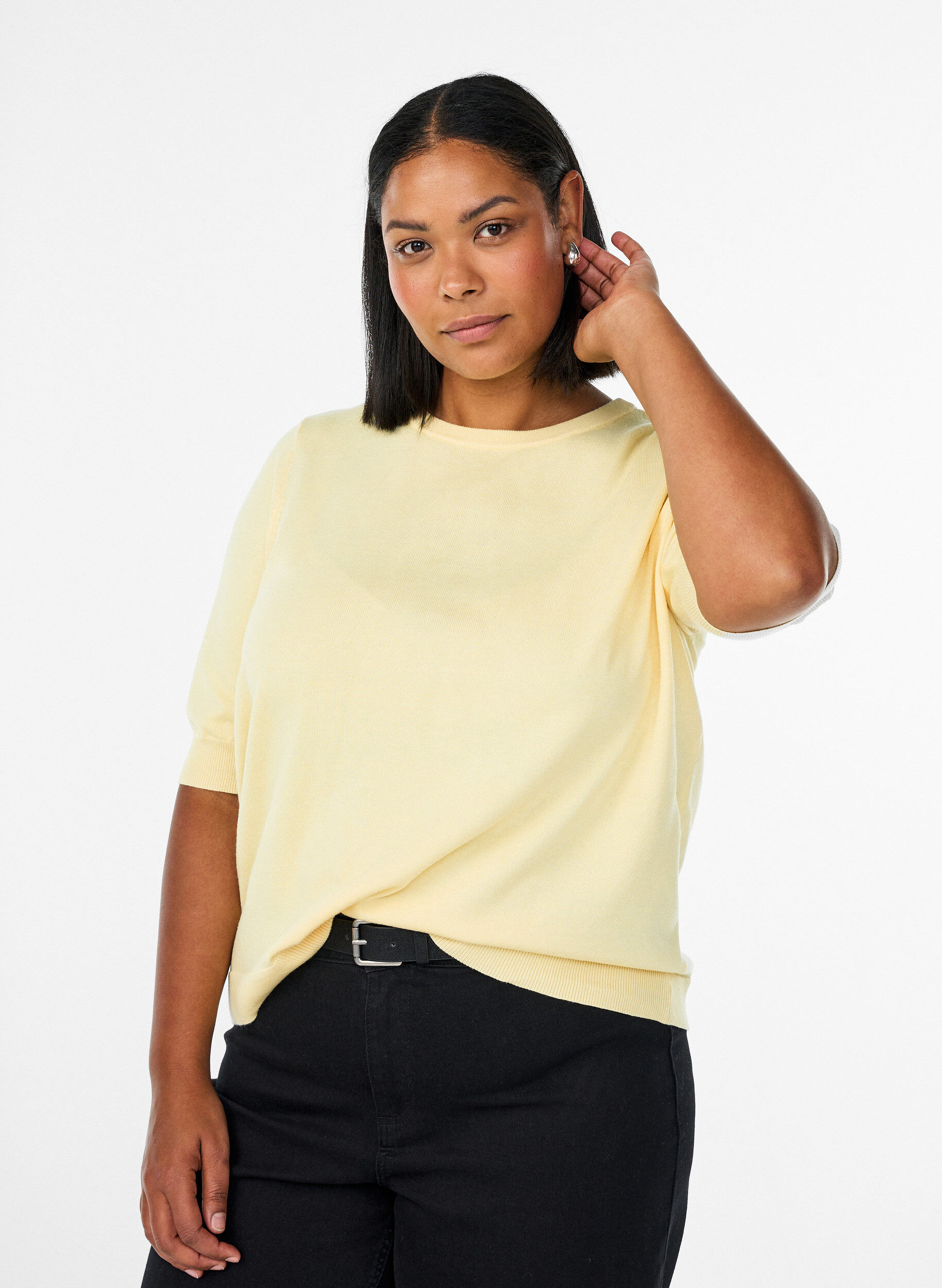 Blouse en fine maille &agrave; manches courtes, Jaune clair, Model