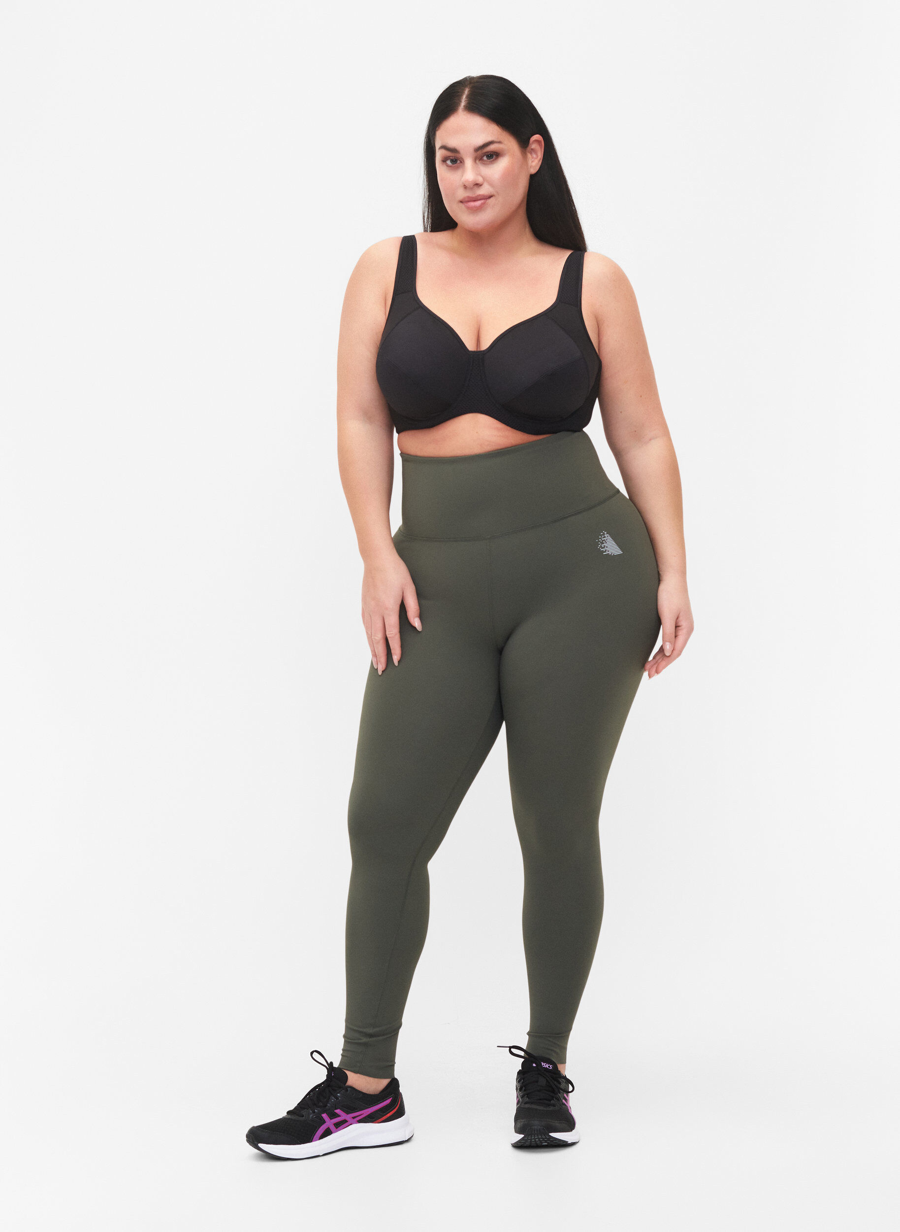 Zizzi Soutien-gorge de sport avec armature, Noir, Model image number 1