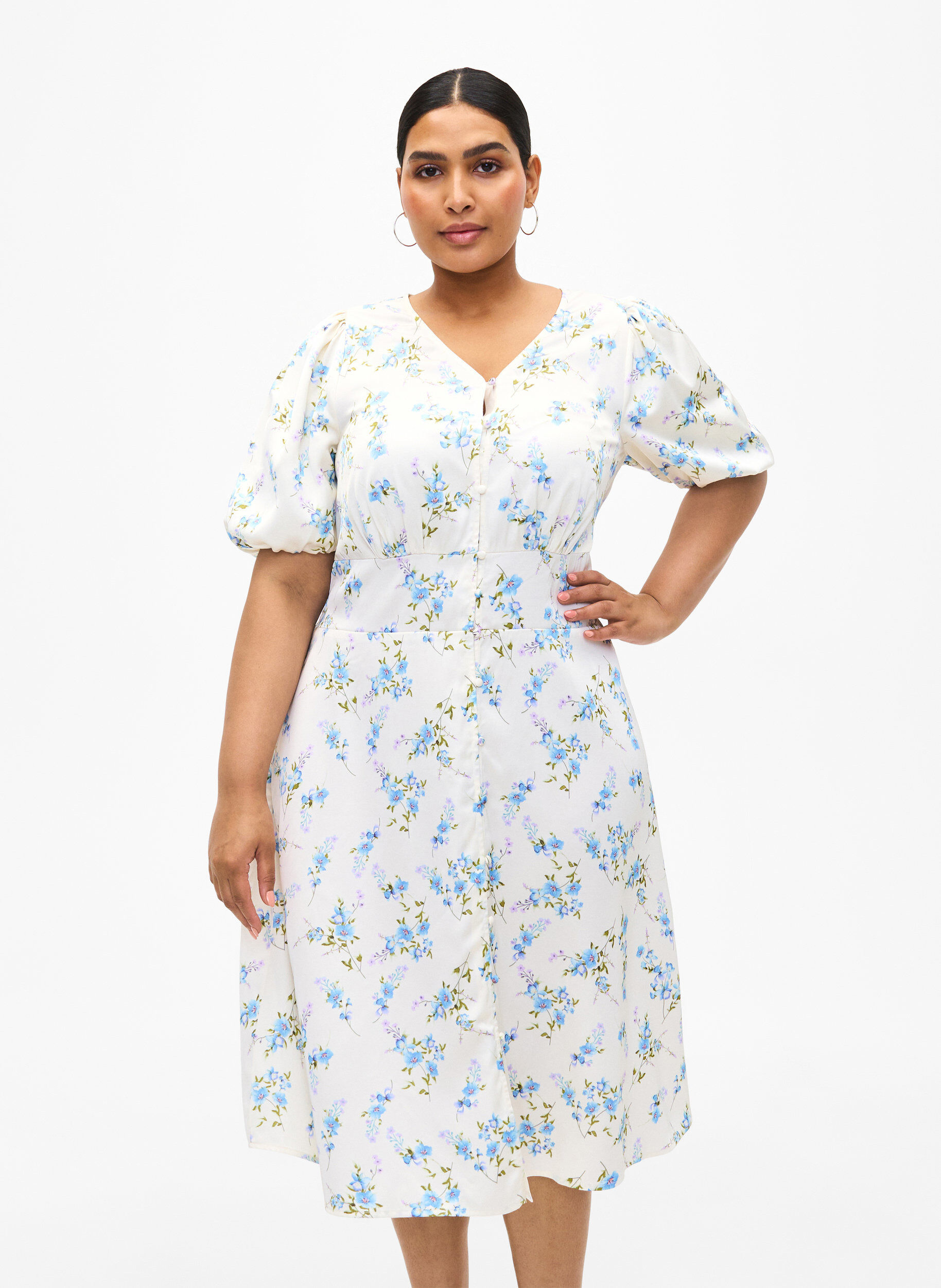 ZizziSatijnen jurk met pofmouwen en bloemenprint, Off White Blue Fl., Model image number 0