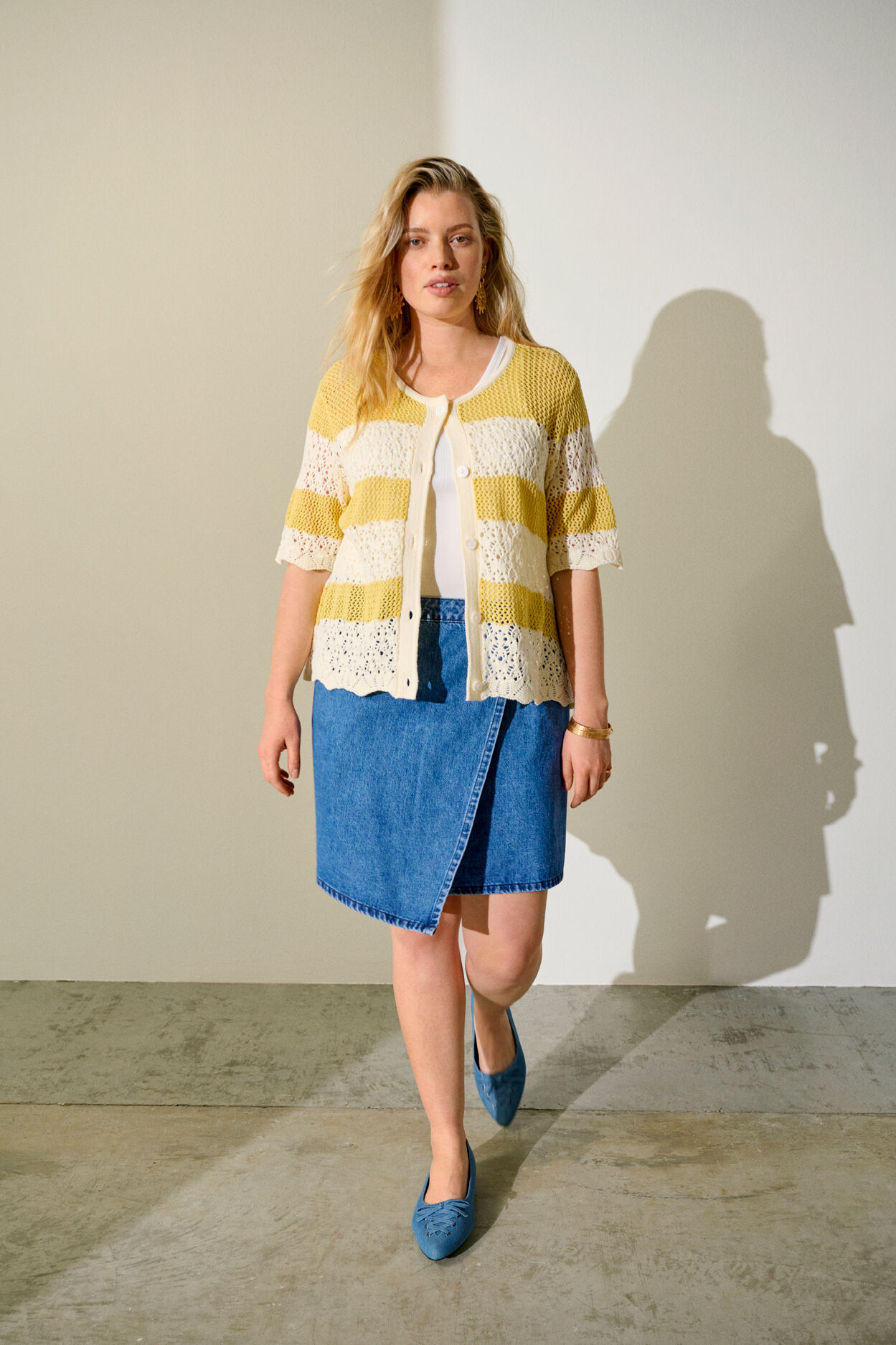 Jupe en jean avec d&eacute;tails, , Model