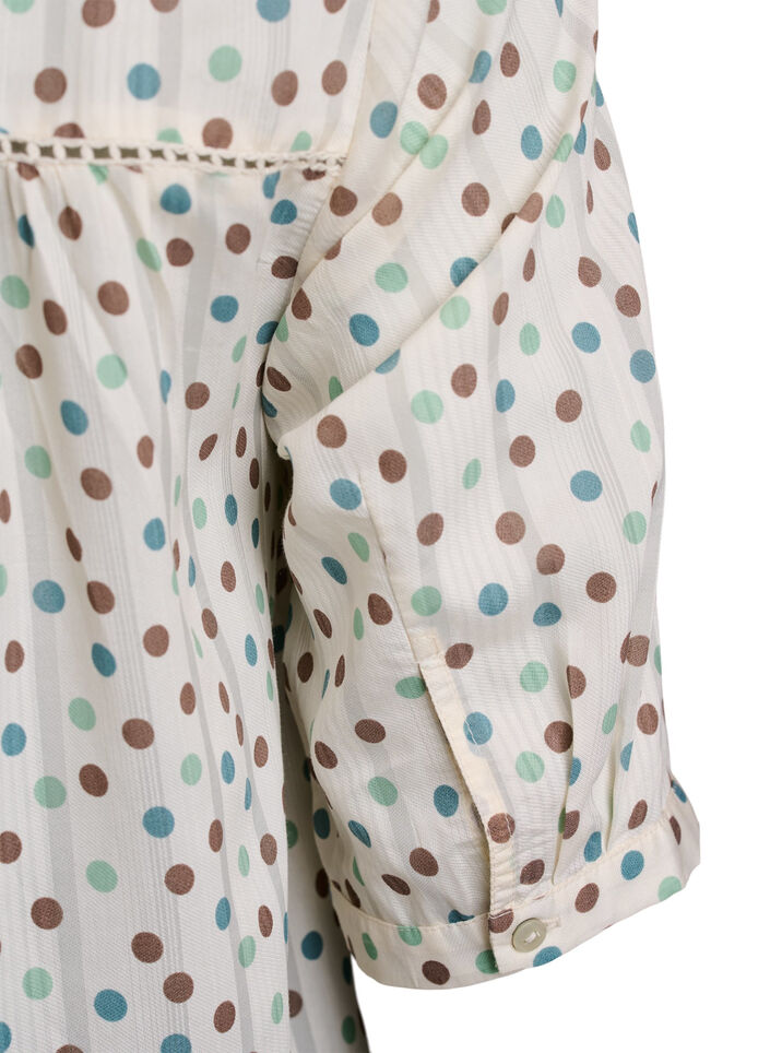 Robe courte en viscose avec bordure en dentelle et coupe trapèze, Blanc, Packshot image number 3