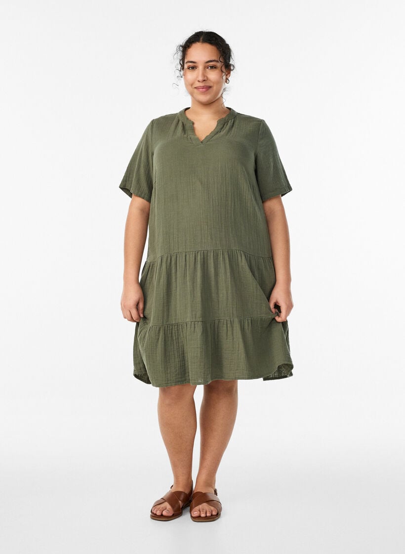 Robe courte &eacute;vas&eacute;e en mousseline de coton, Vert, Model image number 1