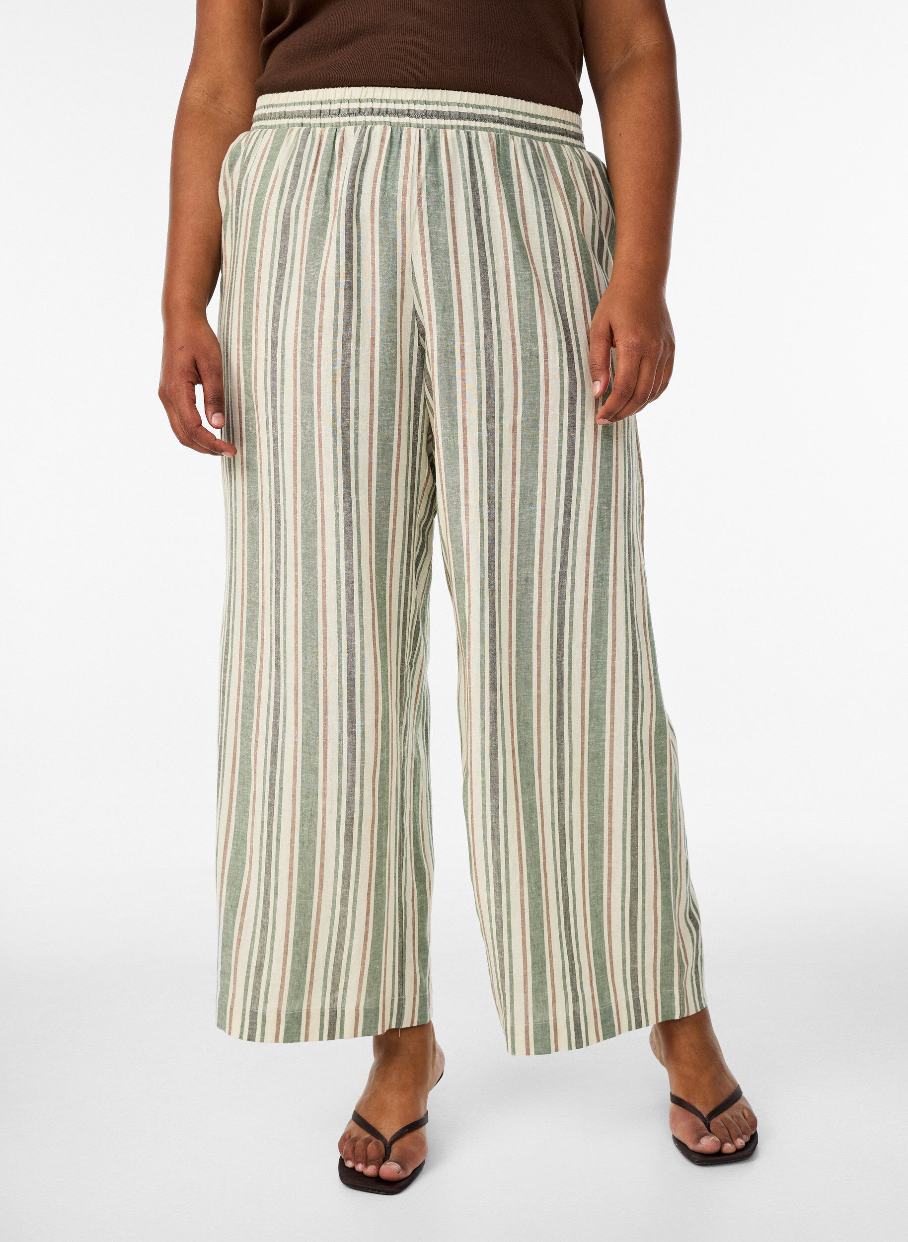 ZizziPantalon large en lin et viscose, Vanille, Model image number 2