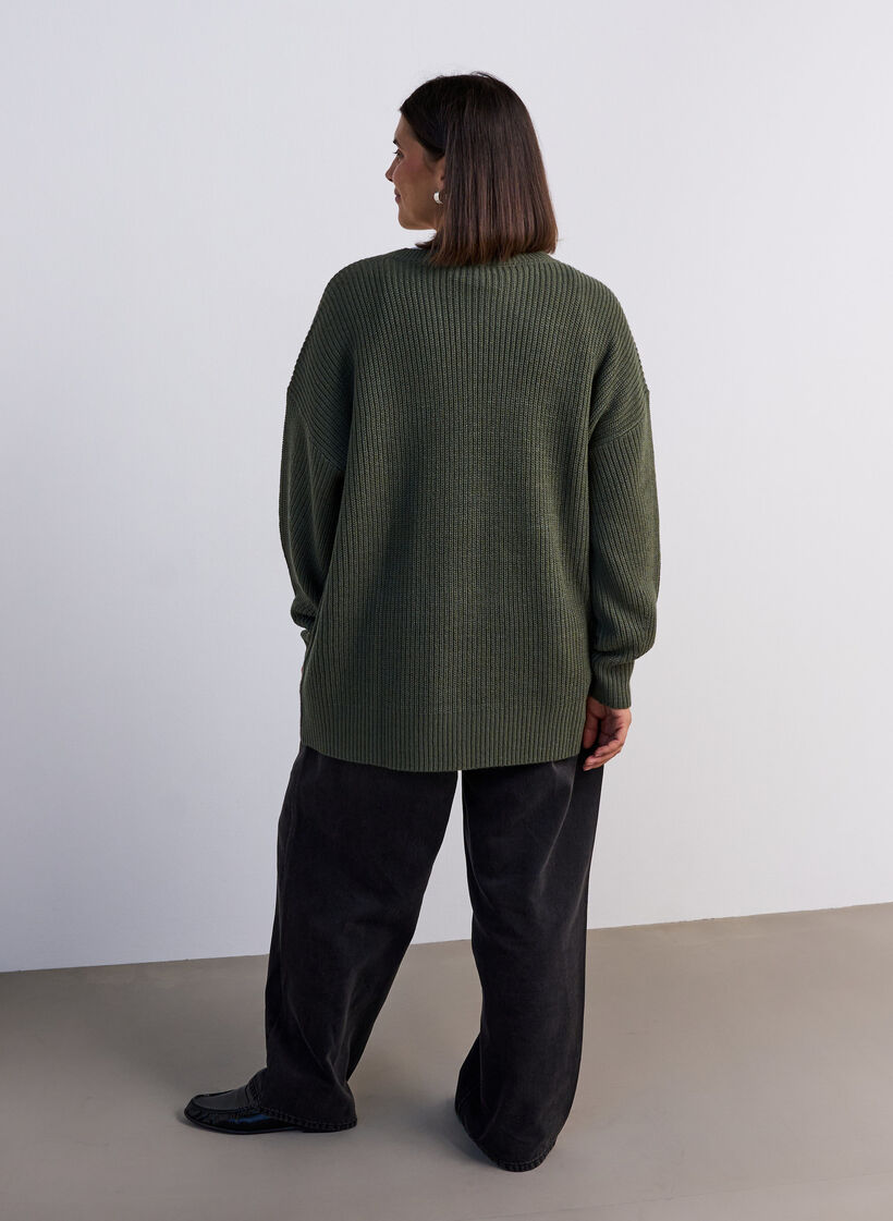 Blouse longue en maille c&ocirc;tel&eacute;e avec col en V, Vert, Model image number 2