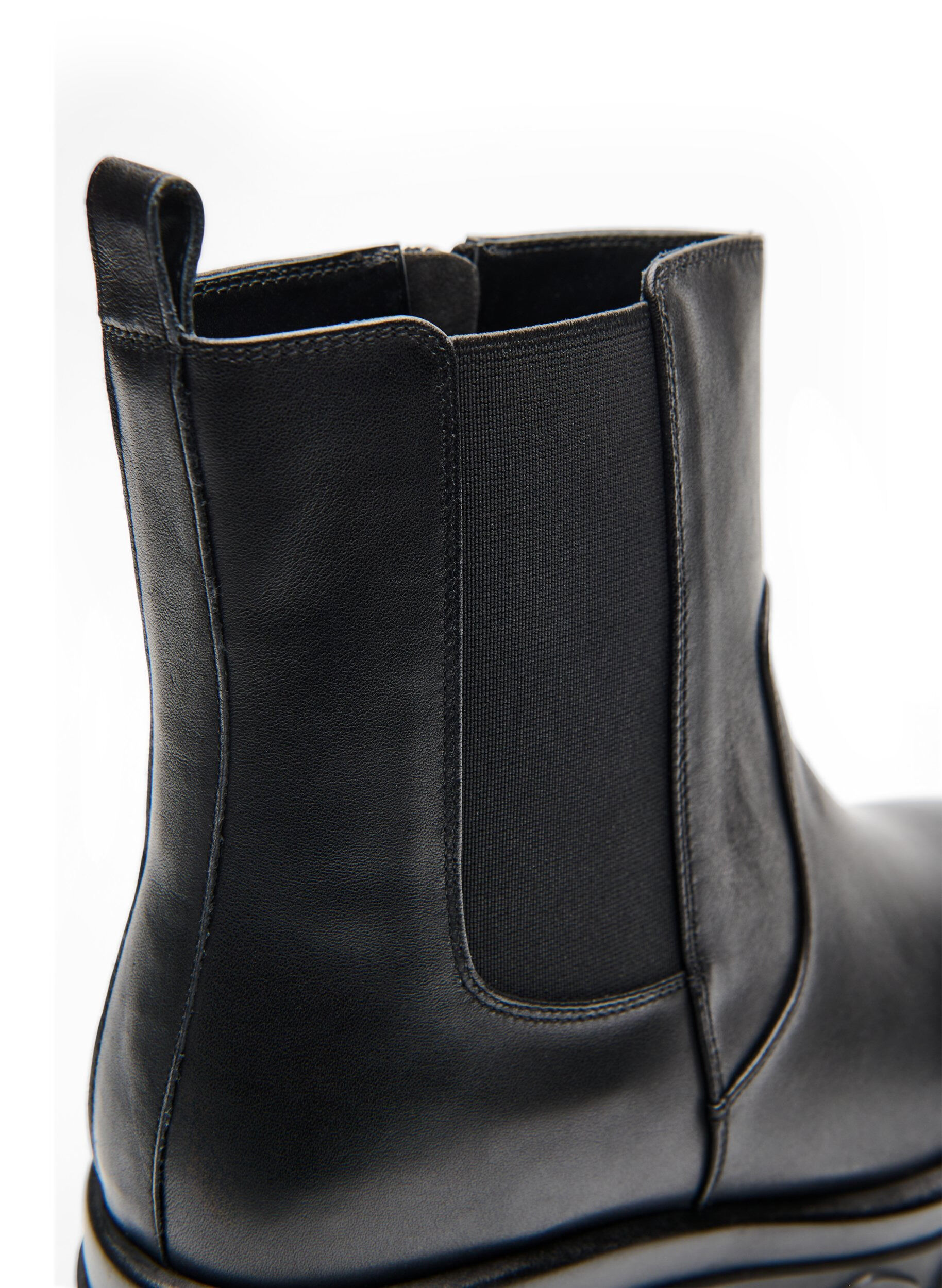 ZizziWide fit - Chunky leren Chelsea boots met ritssluiting, Zwart, Packshot image number 3