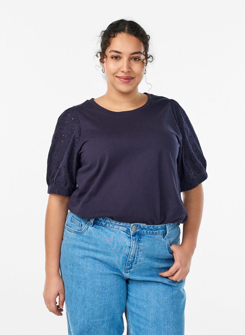 T-shirt avec des manches en broderie anglaise, Bleu, Model image number 0