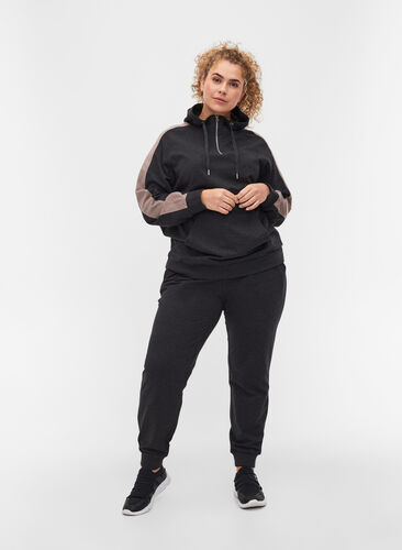 Pantalon de jogging ample avec poches, Black, Model image number 0