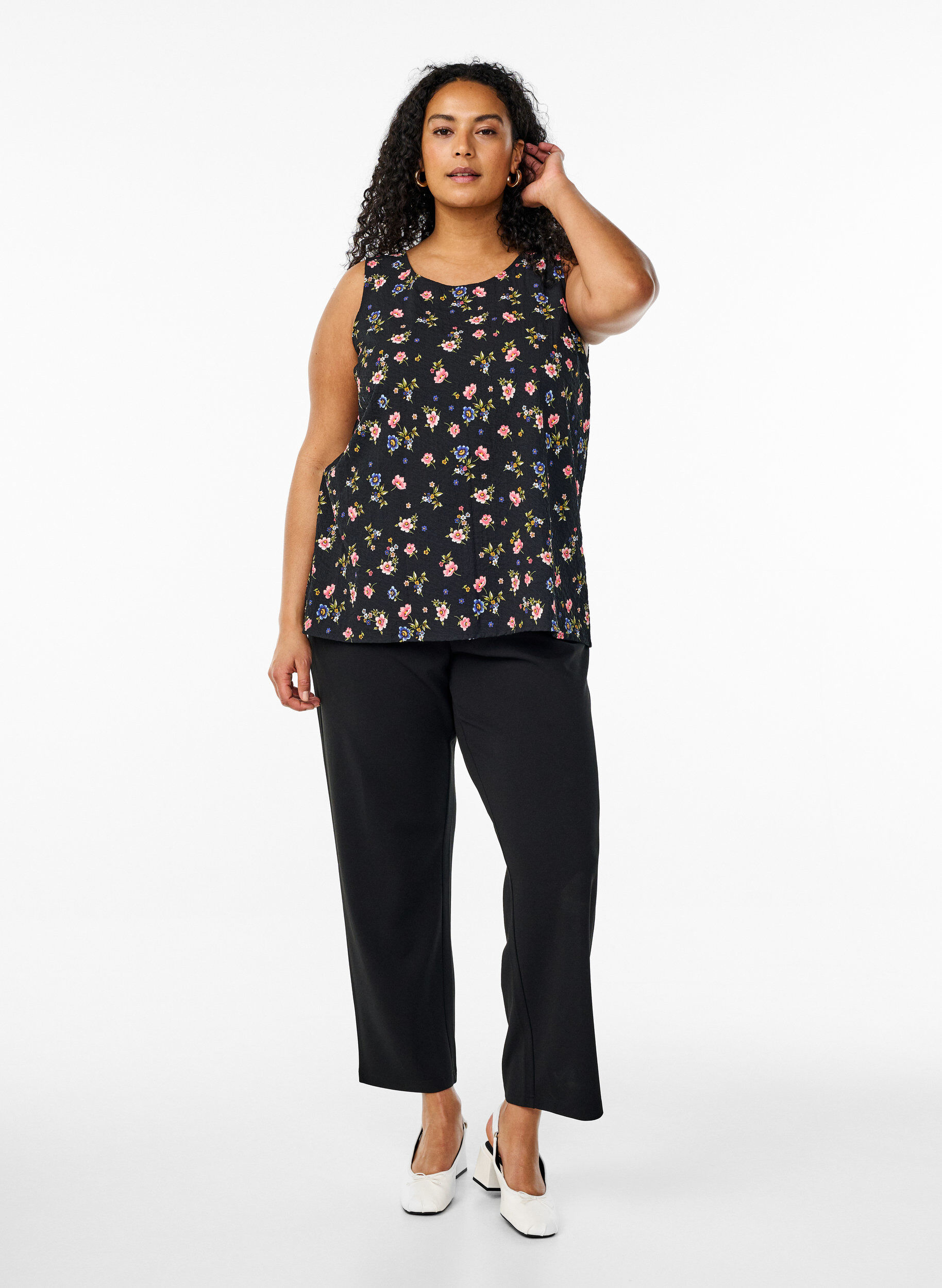 ZizziFLASH - Mouwloze top met textuur, Zwart, Model image number 1