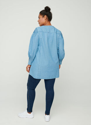 Lange denim blouse in katoen, Blue denim ASS, Model image number 1