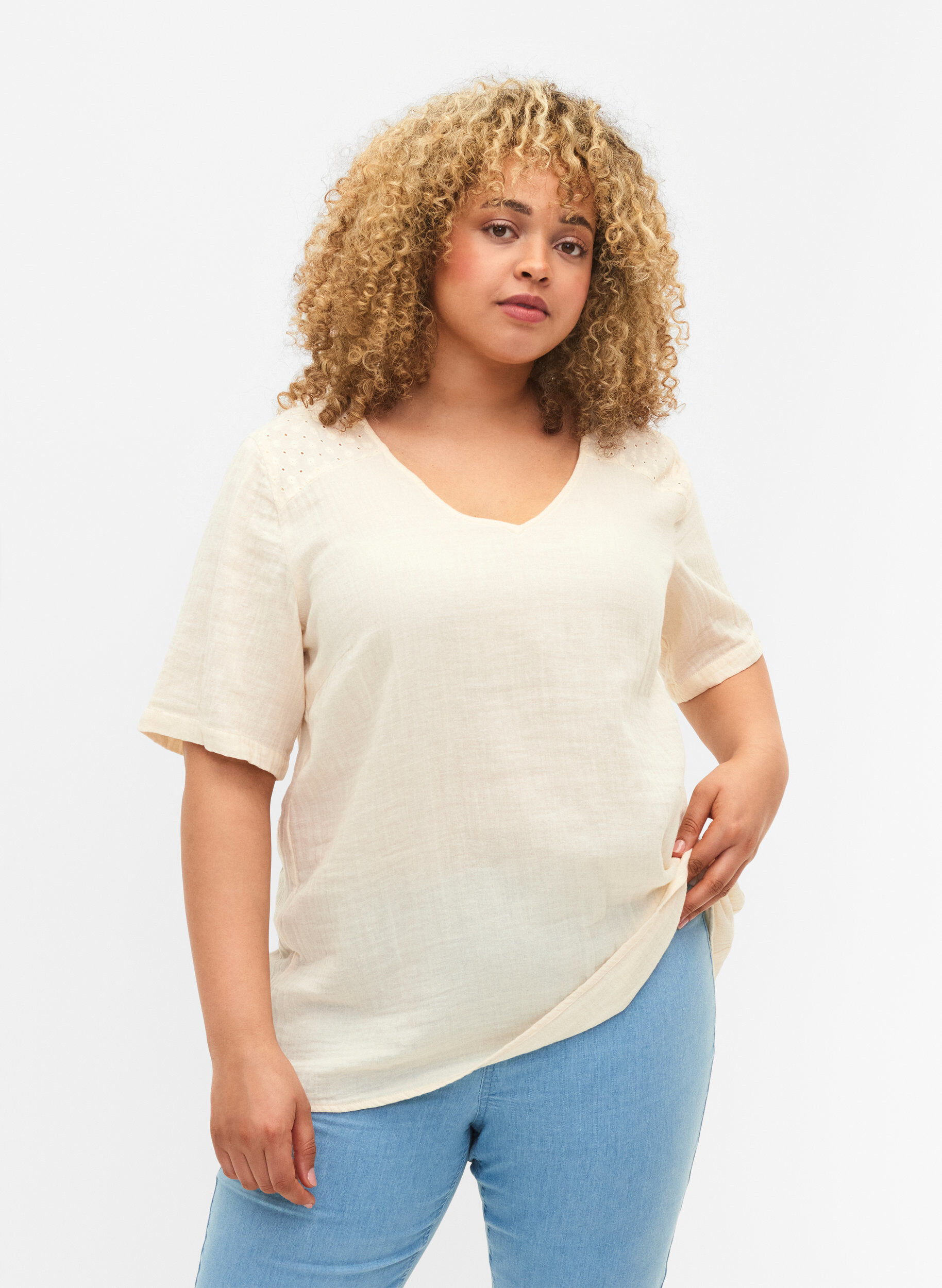 ZizziKatoenen blouse met borduursel en korte mouwen, Buttercream, Model image number 0