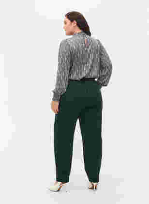 Pantalon classique avec poches, Scarab, Model