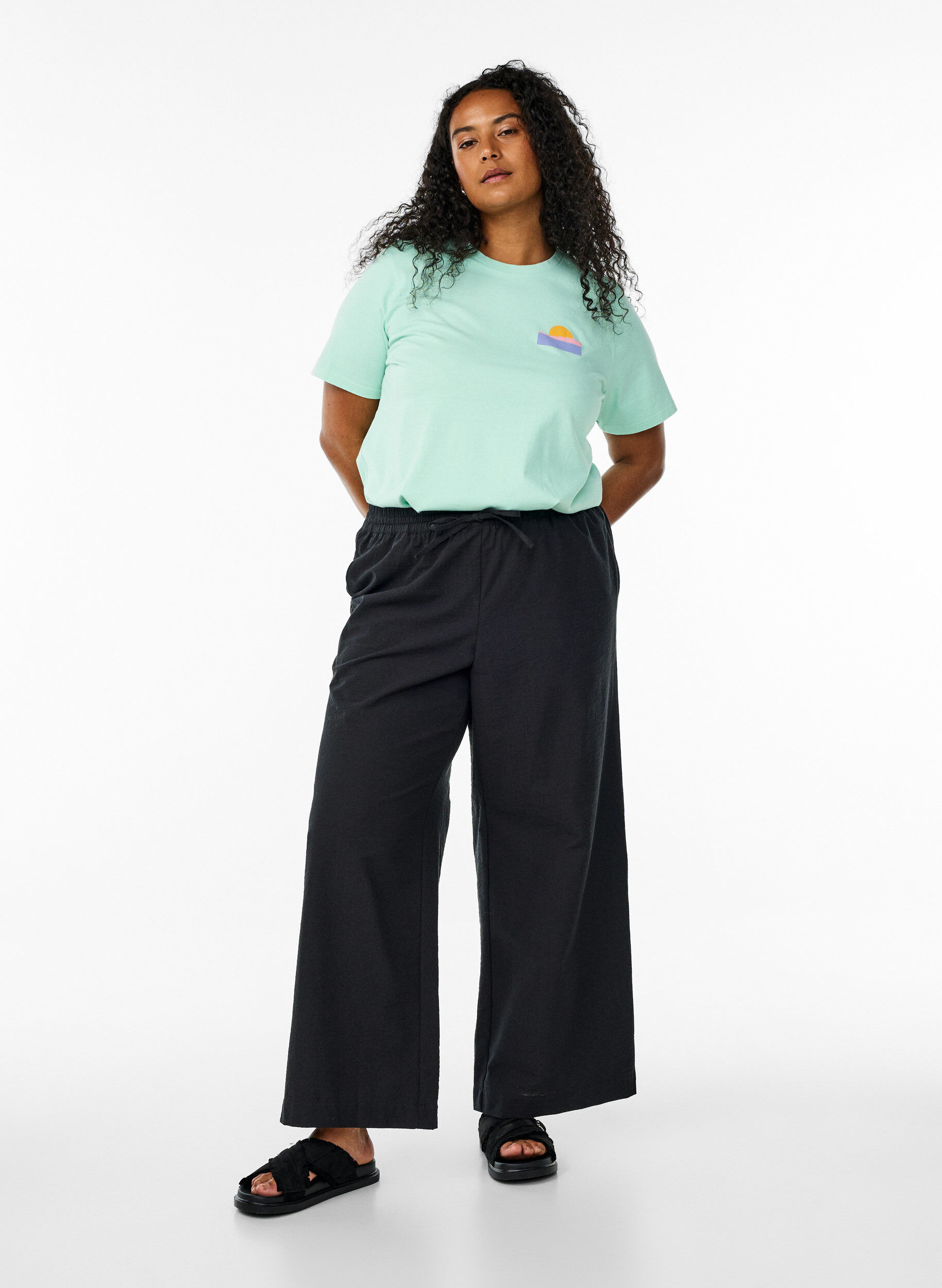 ZizziT-shirt van biologisch katoen met print op de rug, Groen, Model image number 1