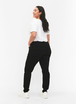 Slim-fit Emily jeans met normale taille, Black, Model image number 1