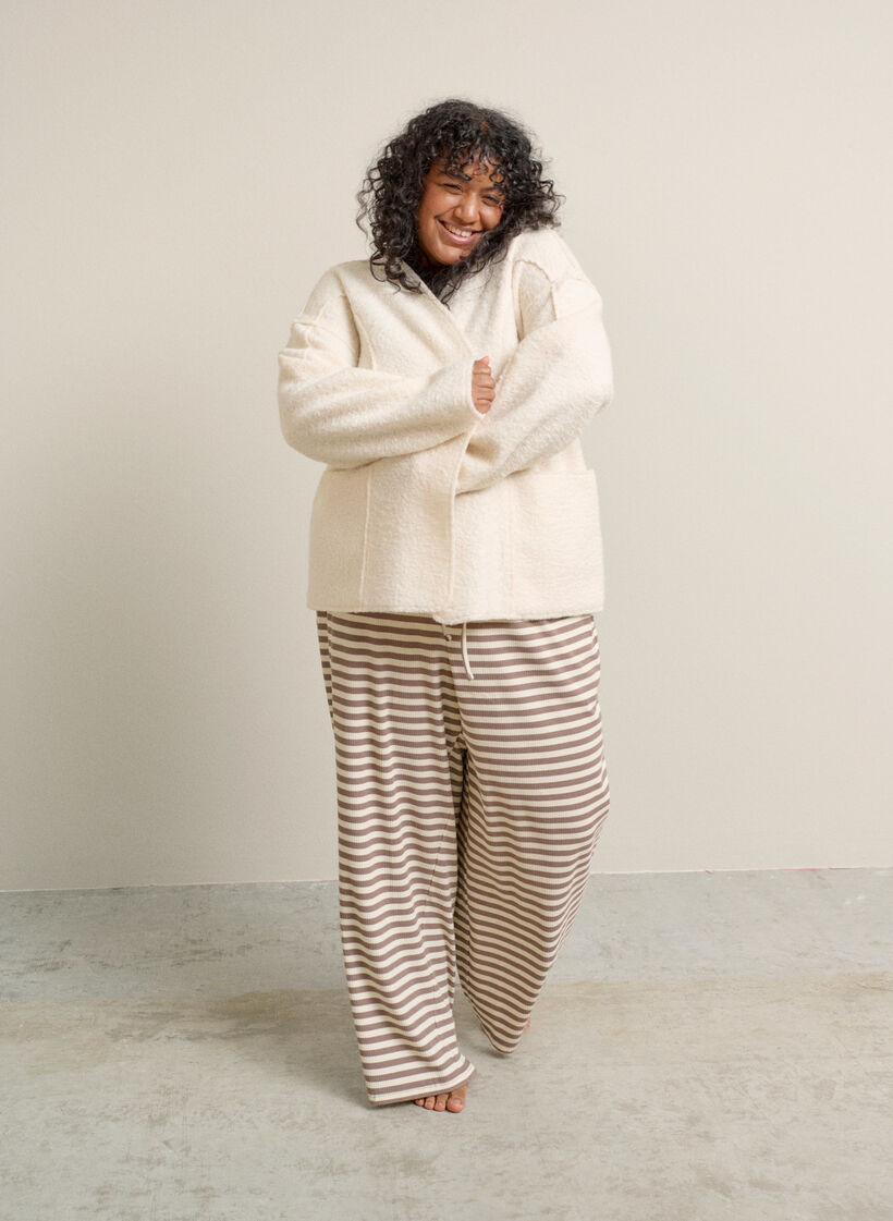 Pantalon de pyjama ray&eacute; &agrave; taille haute et coupe ample, Beige, Image image number 0