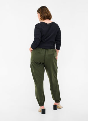 Pantalon cargo avec grandes poches, Forest Night, Model image number 1