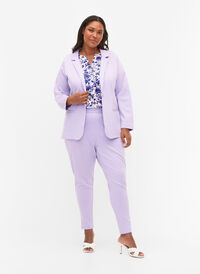 Pantalon court avec poches et  cordon de serrage réglable, Purple Rose, Model