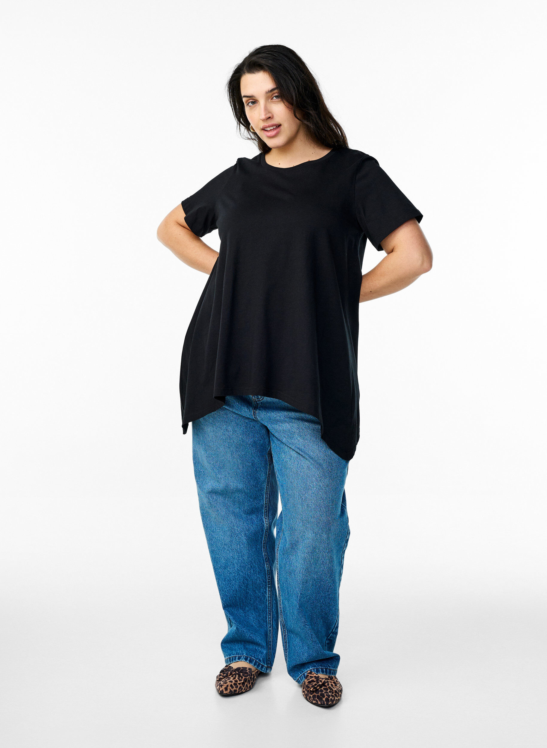 ZizziT-shirt met ronde hals en A-lijn vorm, Zwart, Model image number 1