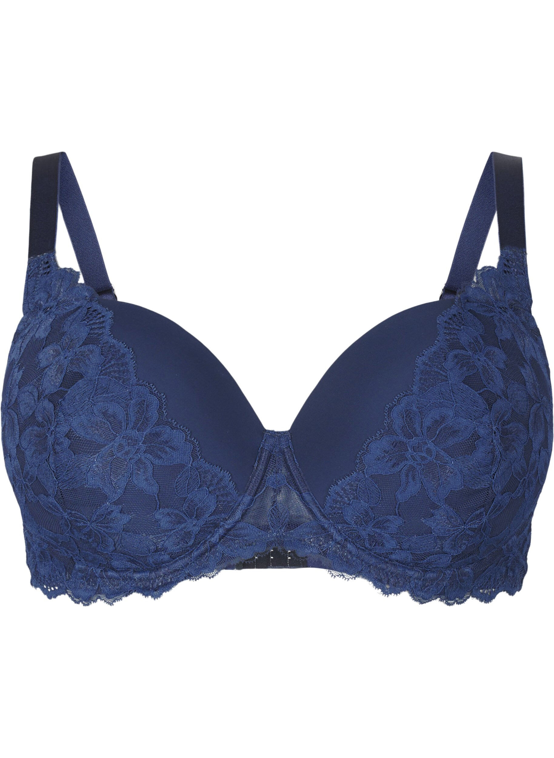 Soutien-gorge en dentelle avec bonnets moul&eacute;s