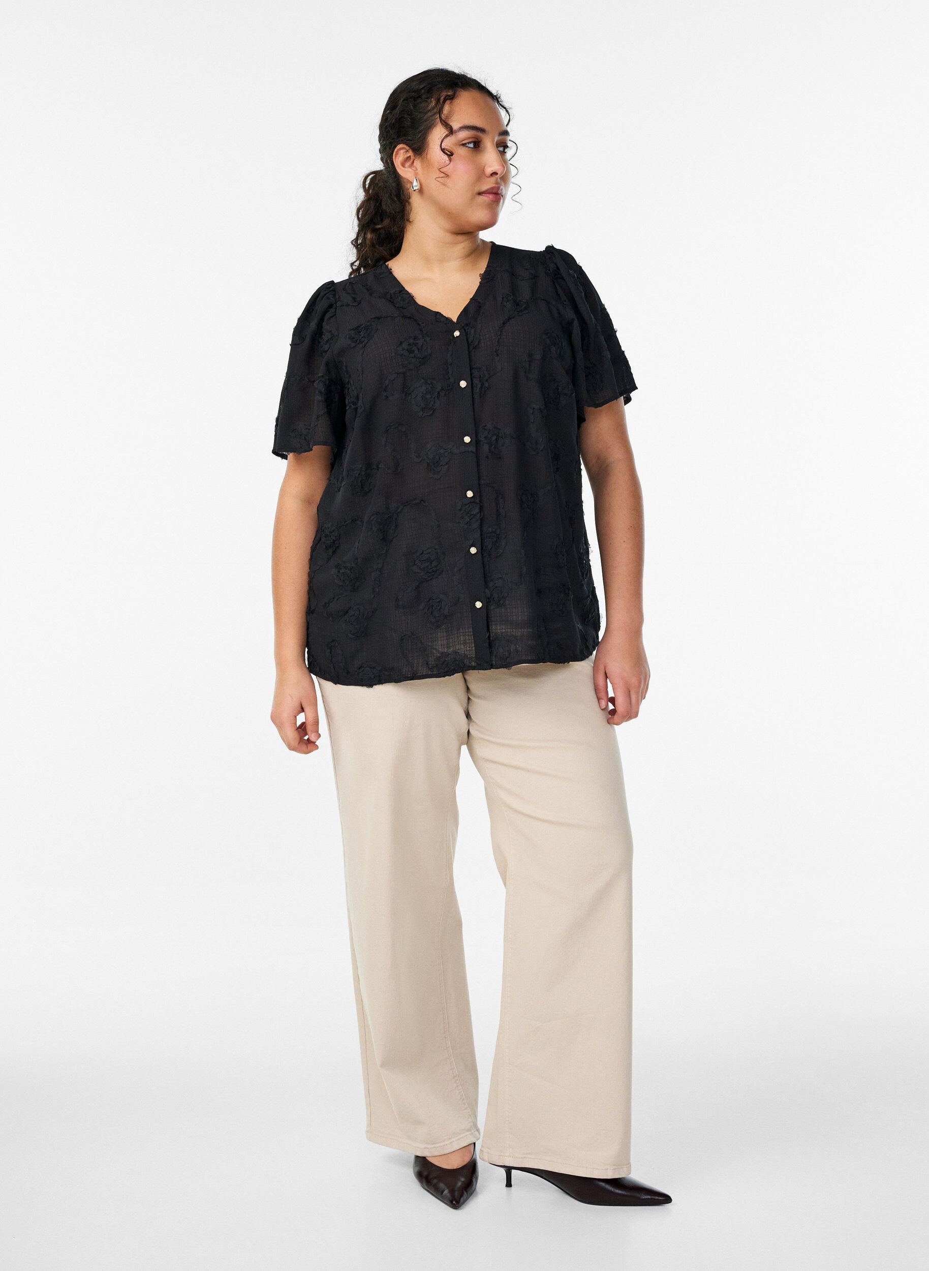 Zizzi Short-sleeved shirt blouse with a 3D flower effect, Black, Model image number 1