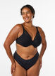 Soutien-gorge rembourr&eacute; en dentelle avec armatures, Noir, Model image number 1