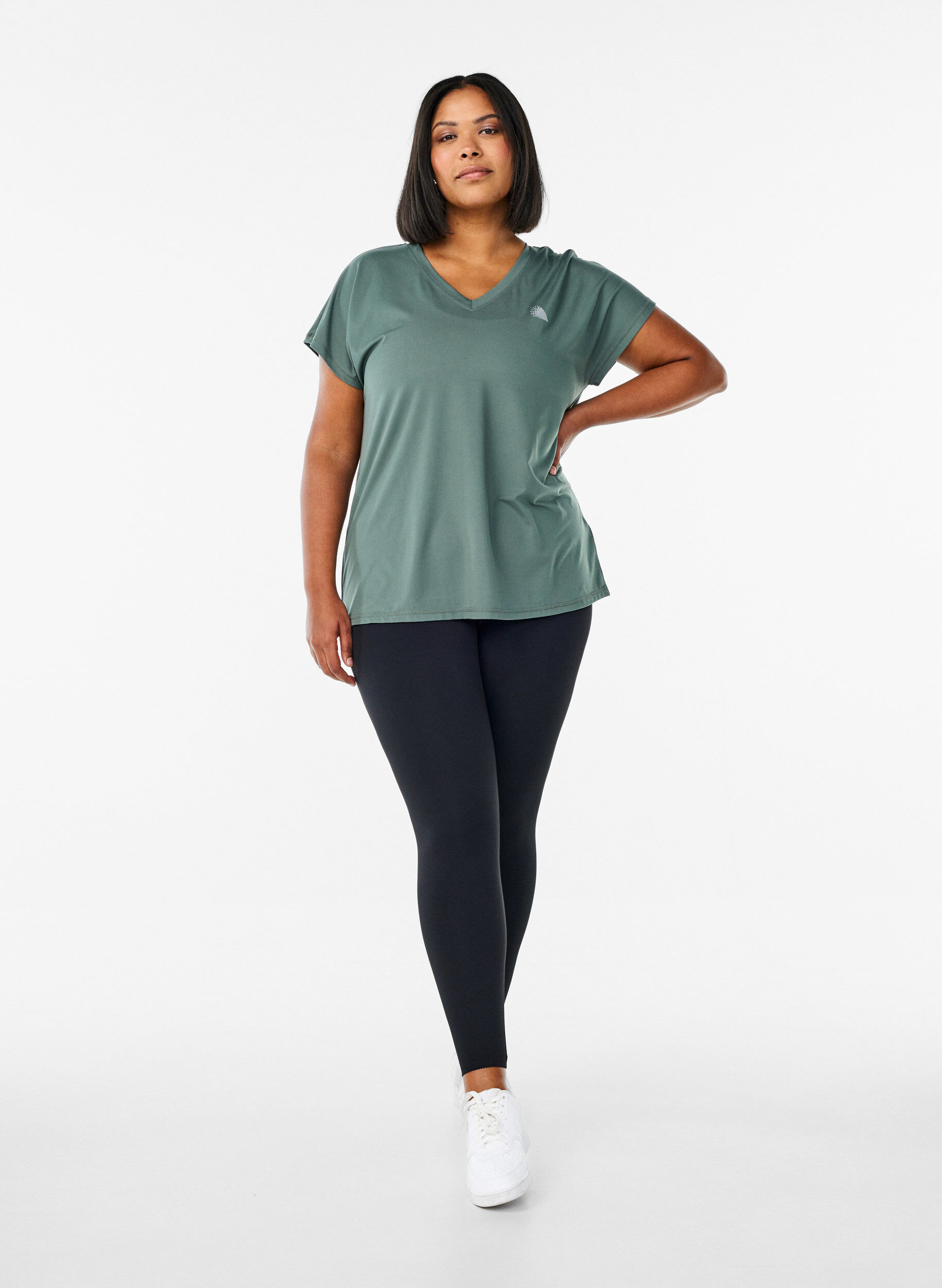 ZizziT-shirt de sport ample avec col en v, Vert clair, Model image number 1