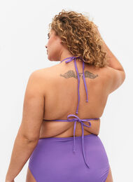 Soutien-gorge de bikini triangle uni, Royal Lilac, Model