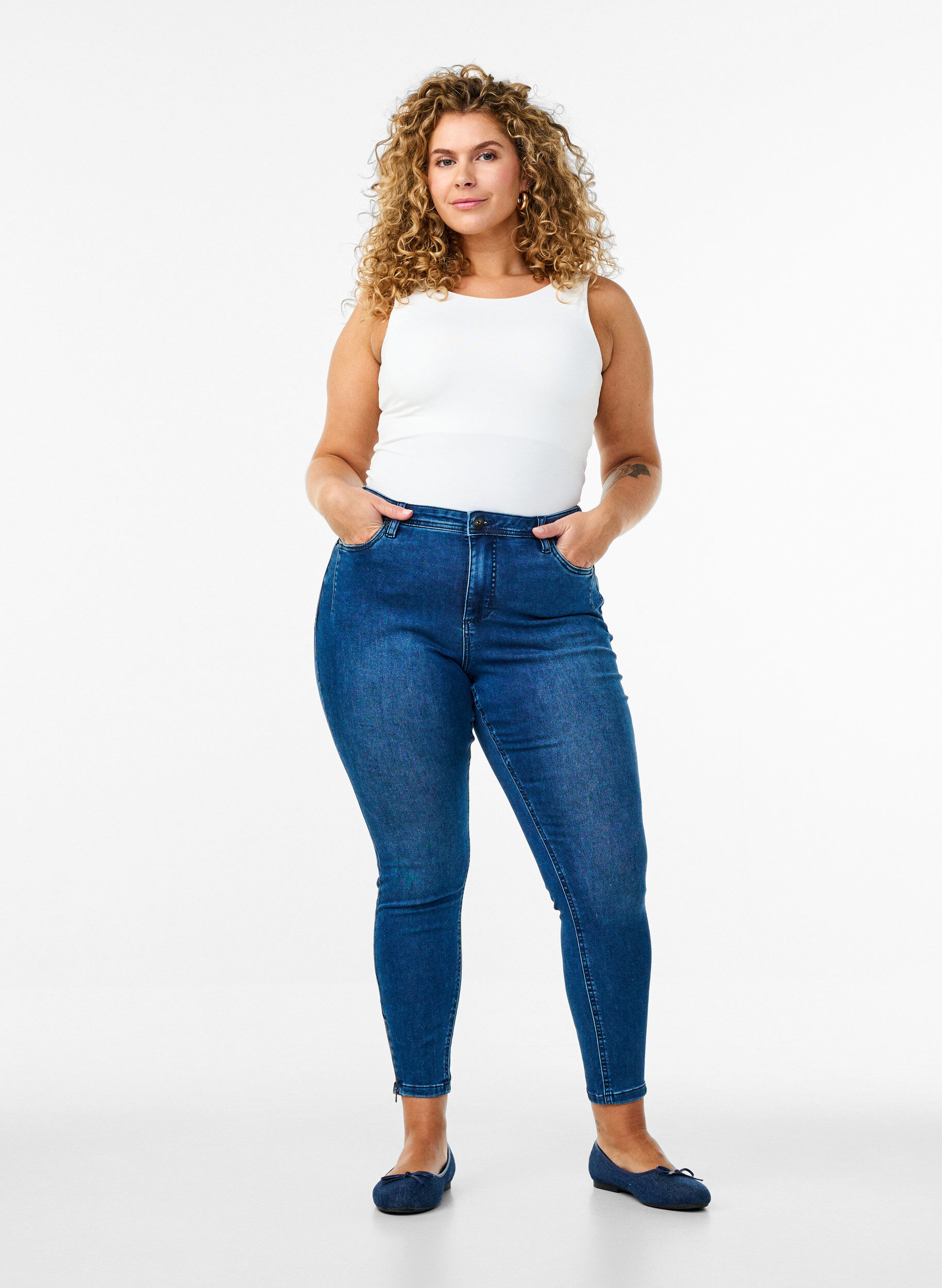Cropped Amy jeans met rits, Blauw, Model