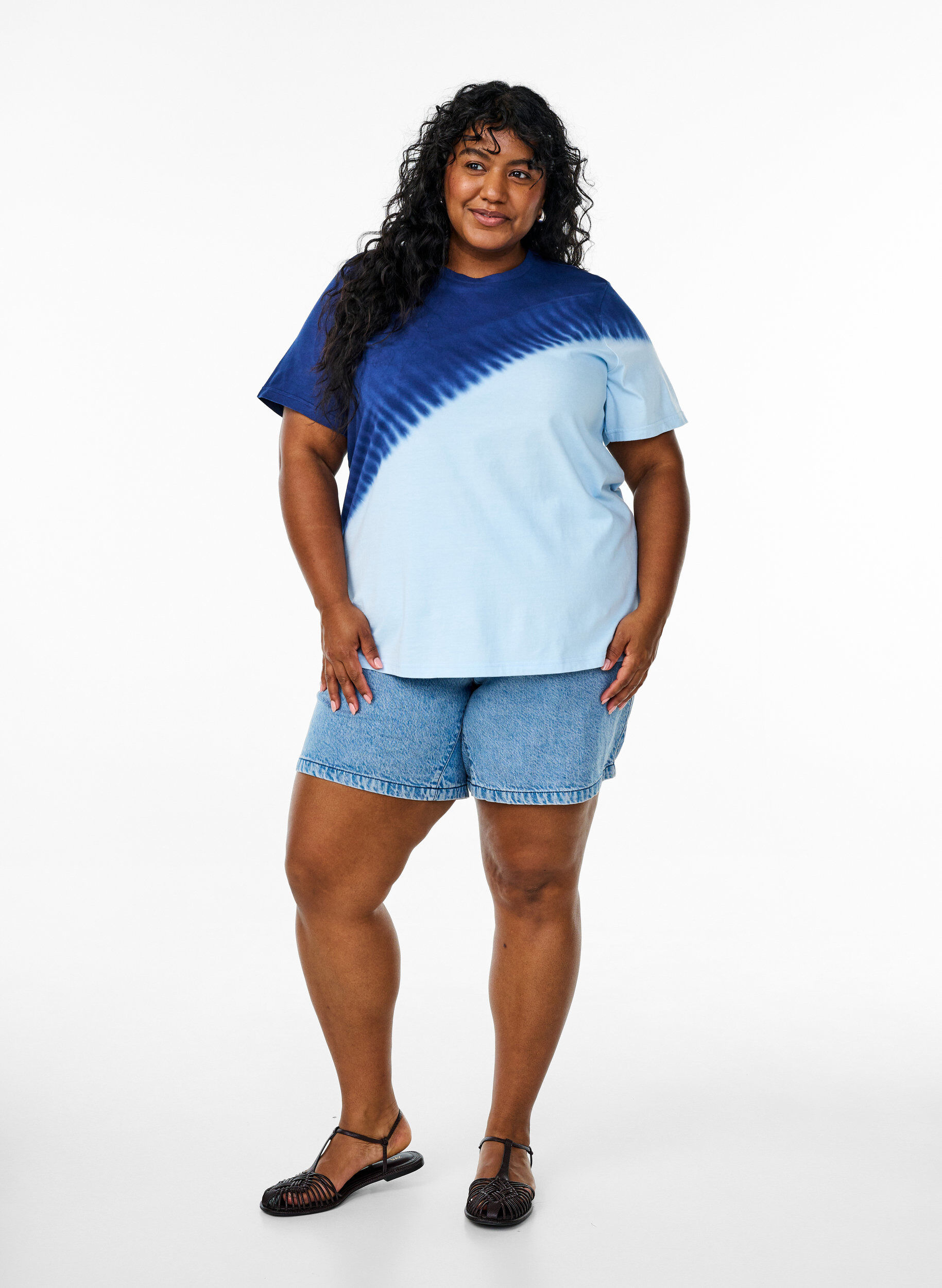 ZizziDip-dye T-shirt van biologisch katoen, Blauw, Model image number 1