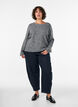 Jumper met ronde hals en losse pasvorm, Grijs, Model image number 1