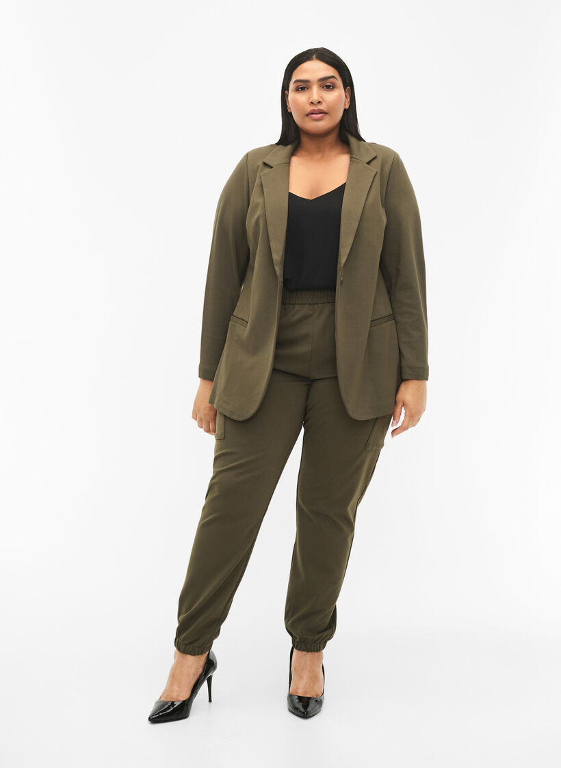 Pantalon cargo avec taille élastique, Forest Night, Model image number 0