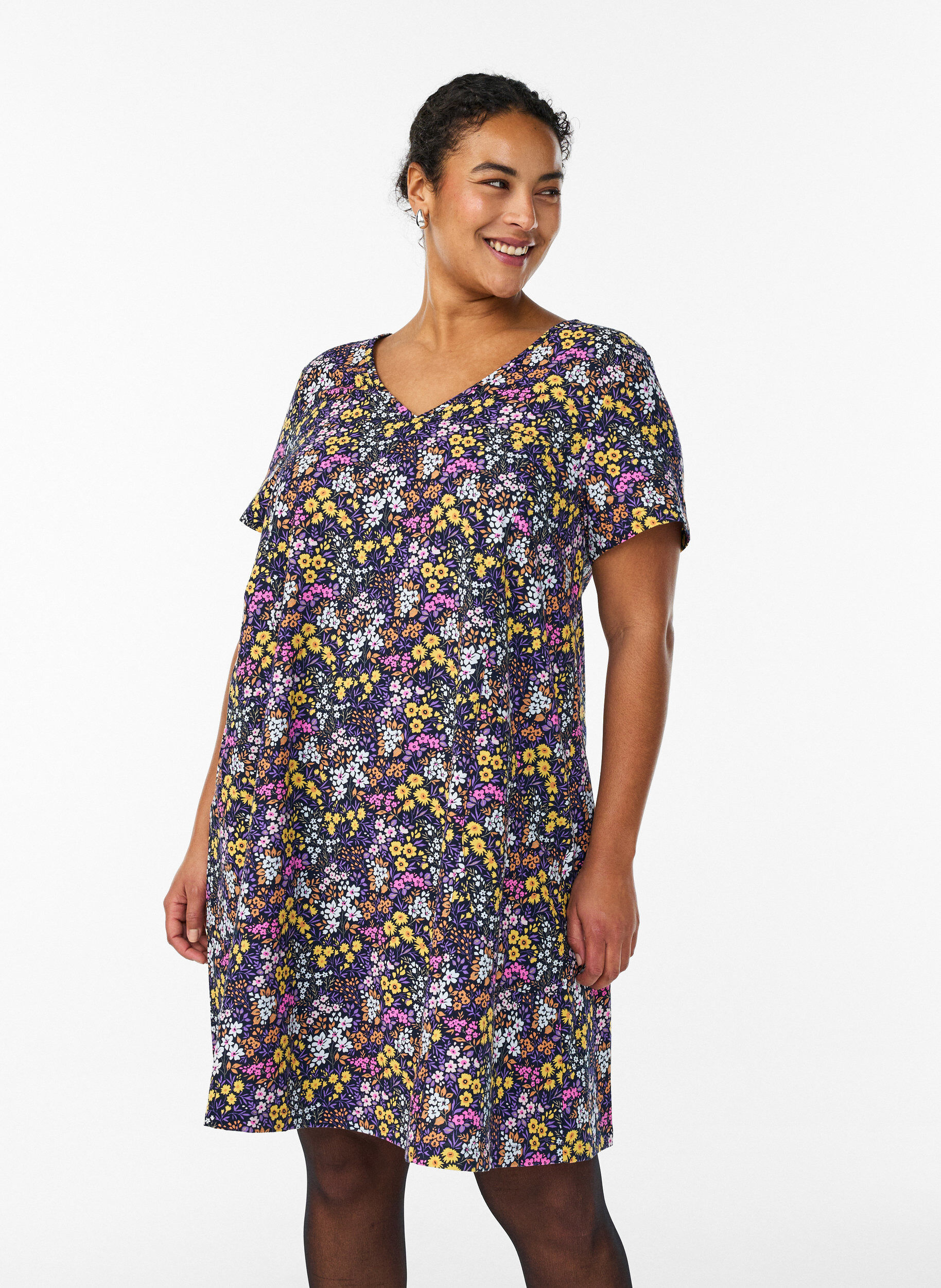 Zizzi Robe courte &eacute;vas&eacute;e &agrave; imprim&eacute; floral, Bleu, Model image number 0