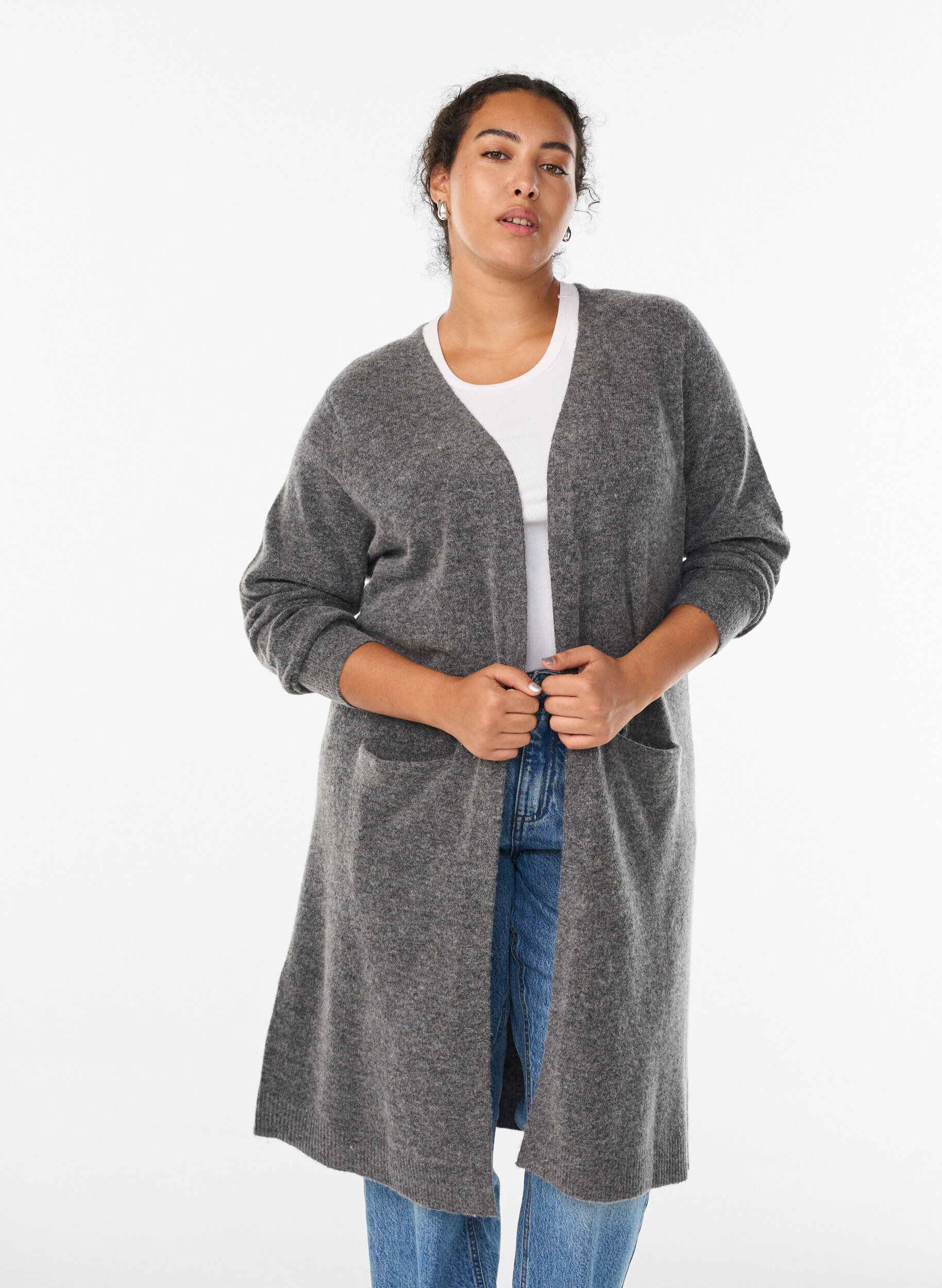 Cardigan long en laine et alpaga, Gris anthracite, Model
