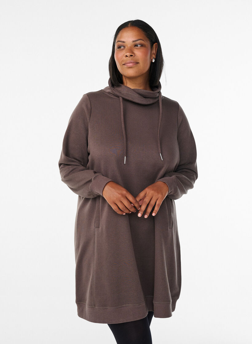 Robe sweat-shirt courte &agrave; col montant et poches, Marron, Model image number 0