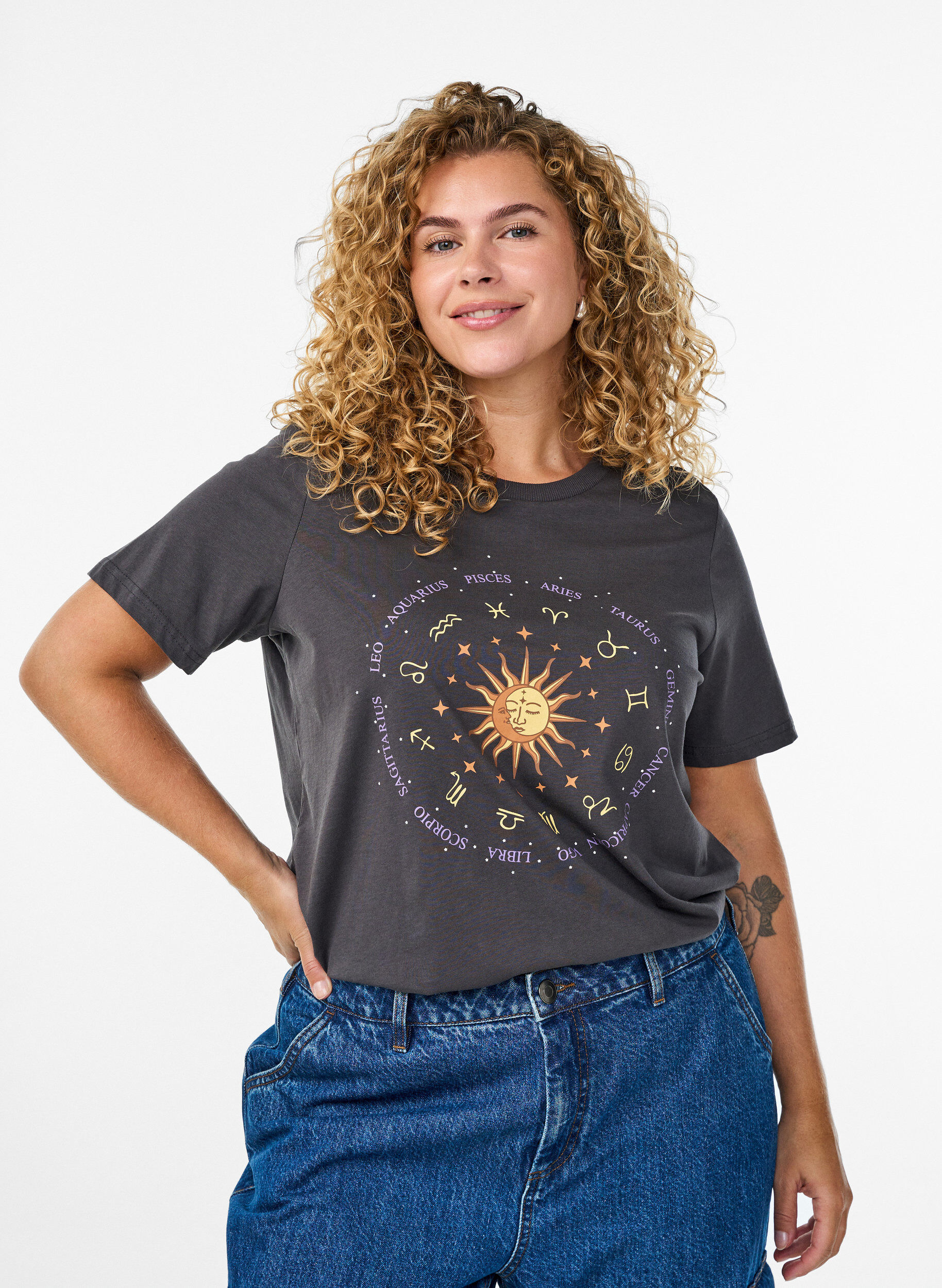 ZizziKatoenen T-shirt met print op de voorkant, Grijs, Model image number 0